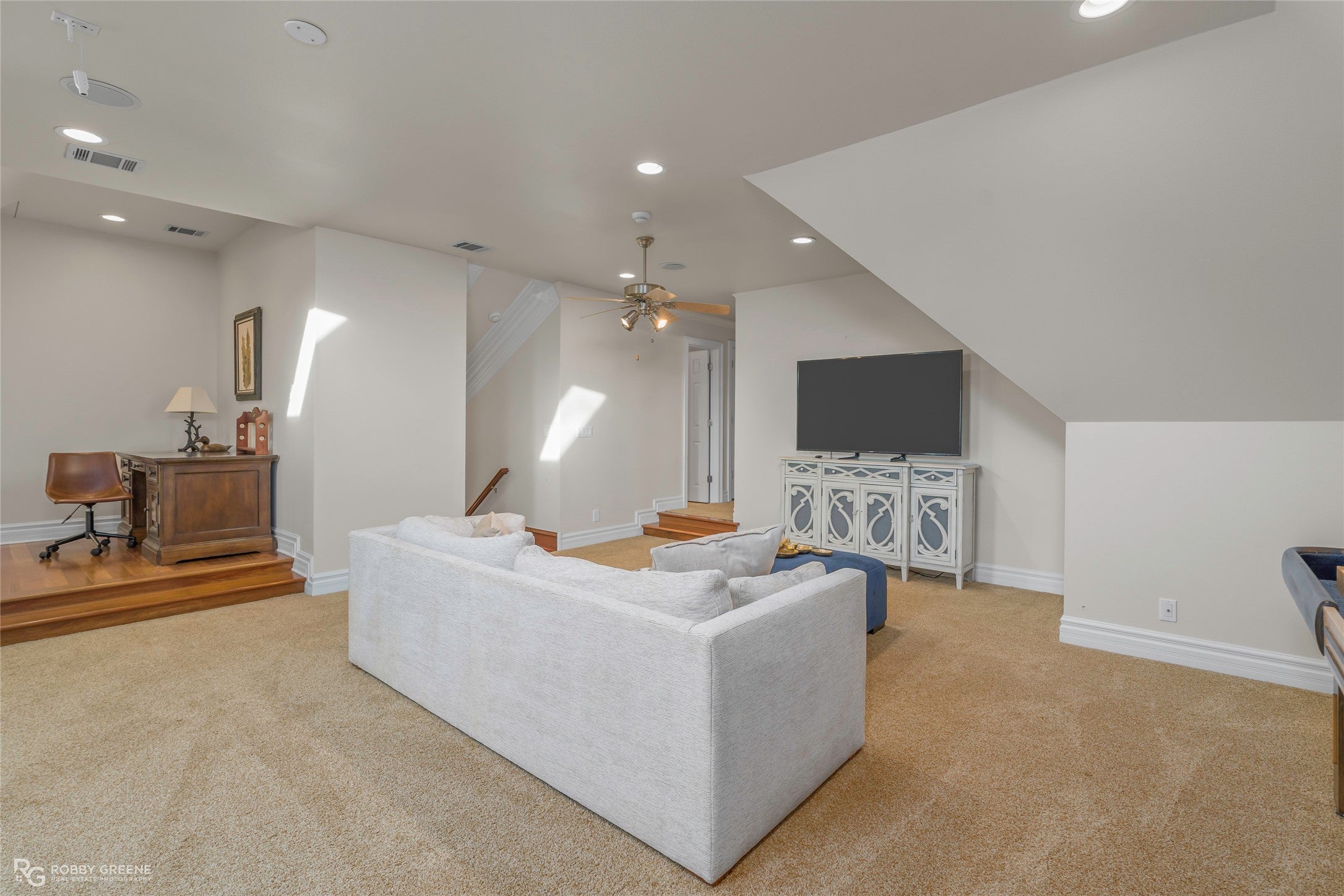 Bossier City, Louisiana, 71111, United States, 5 Bedrooms Bedrooms, ,4 BathroomsBathrooms,Residential,Active,2007654