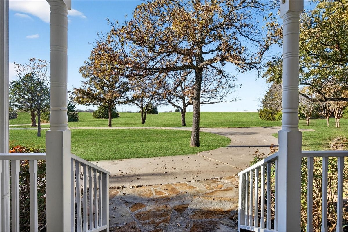 Scurry, Texas, 75158, United States, 4 Bedrooms Bedrooms, ,3 BathroomsBathrooms,Residential,Active,2007195