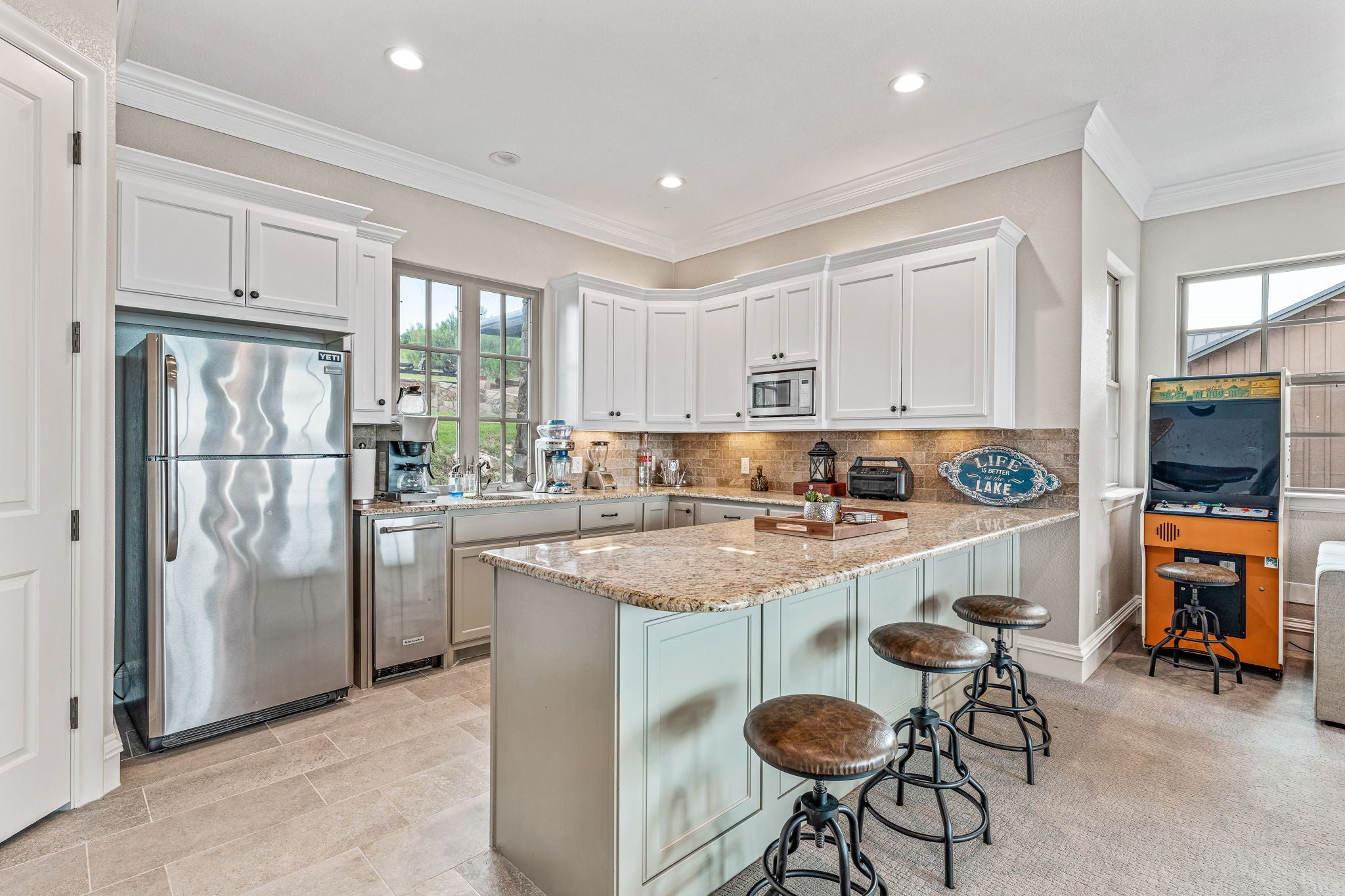 Graford, Texas, 76449, United States, ,6 BathroomsBathrooms,Residential,Active,1852724