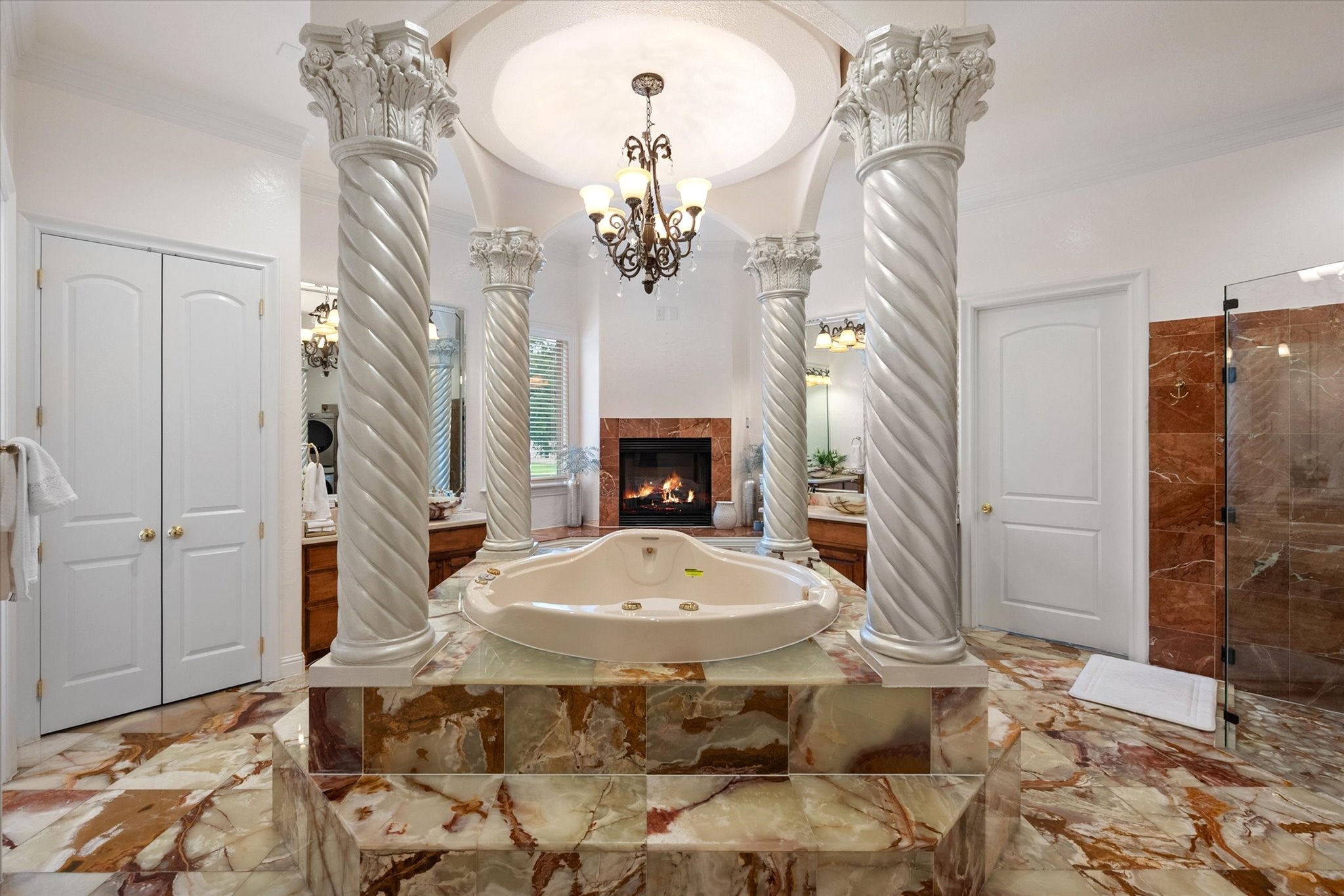 Cedar Hill, Texas, 75104, United States, 6 Bedrooms Bedrooms, ,8 BathroomsBathrooms,Residential,Active,1964299