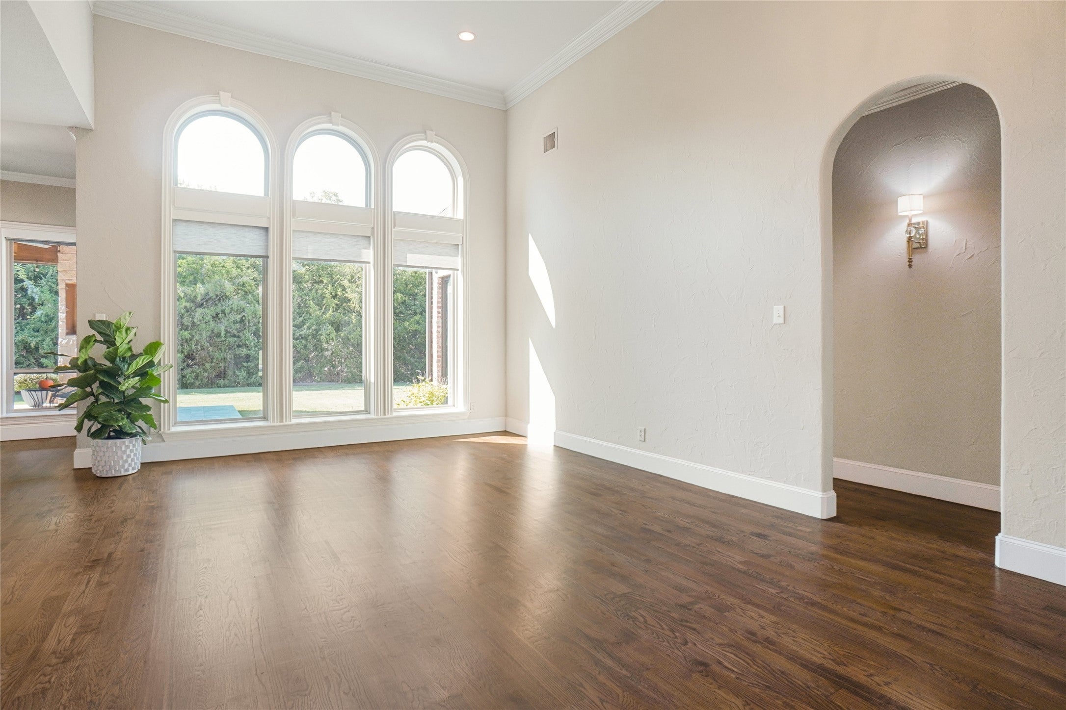 Southlake, Texas, 76092, United States, 4 Bedrooms Bedrooms, ,4 BathroomsBathrooms,Residential,Active,1962191