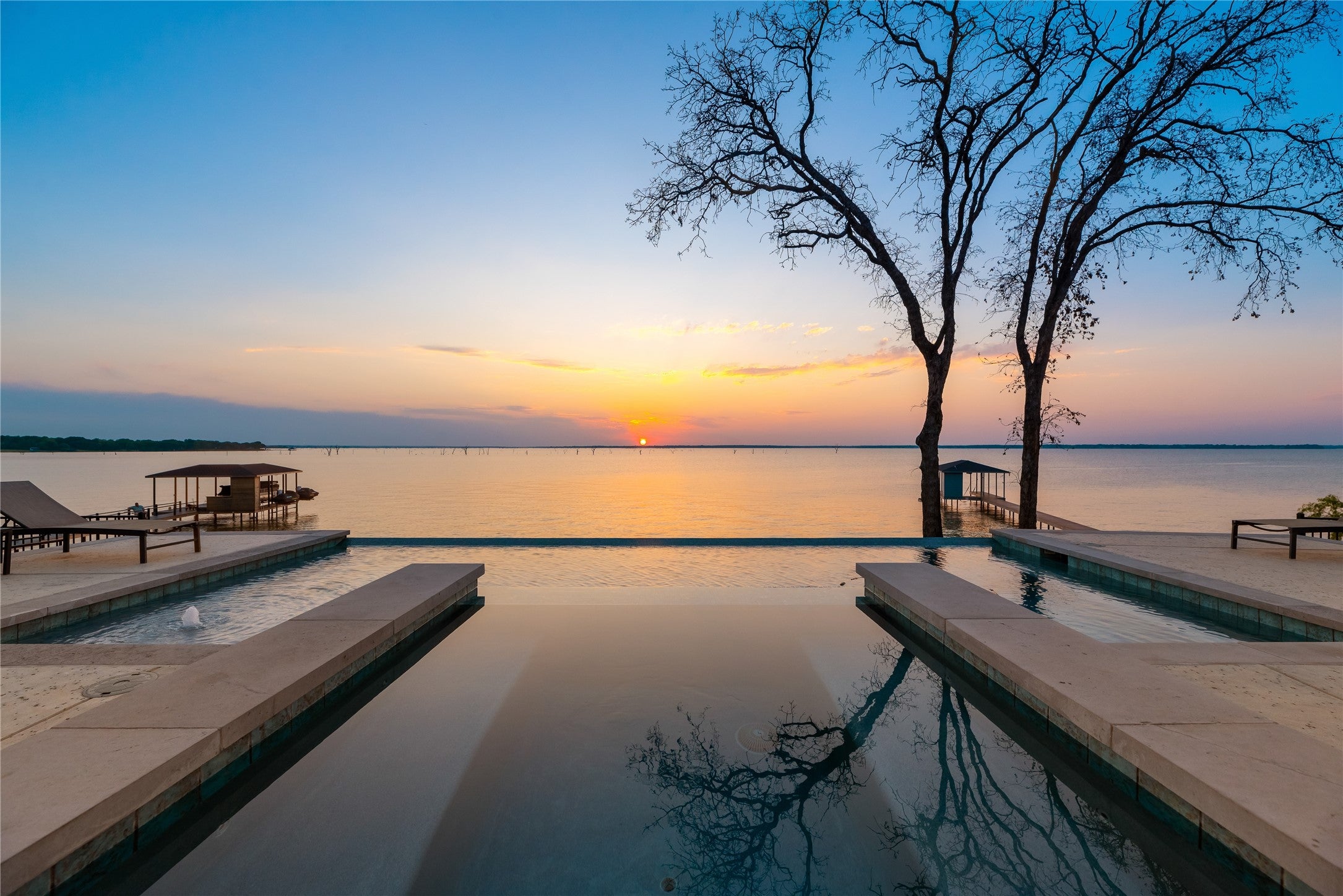 Streetman, Texas, 75859, United States, 5 Bedrooms Bedrooms, ,7 BathroomsBathrooms,Residential,Active,1988712