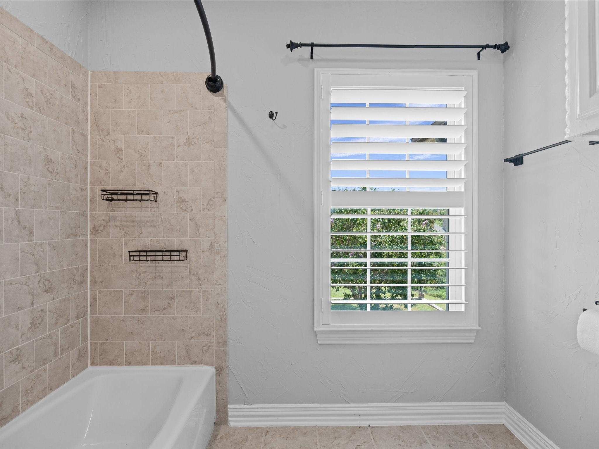 Runaway Bay, Texas, 76426, United States, 4 Bedrooms Bedrooms, ,4 BathroomsBathrooms,Residential,Active,1909882