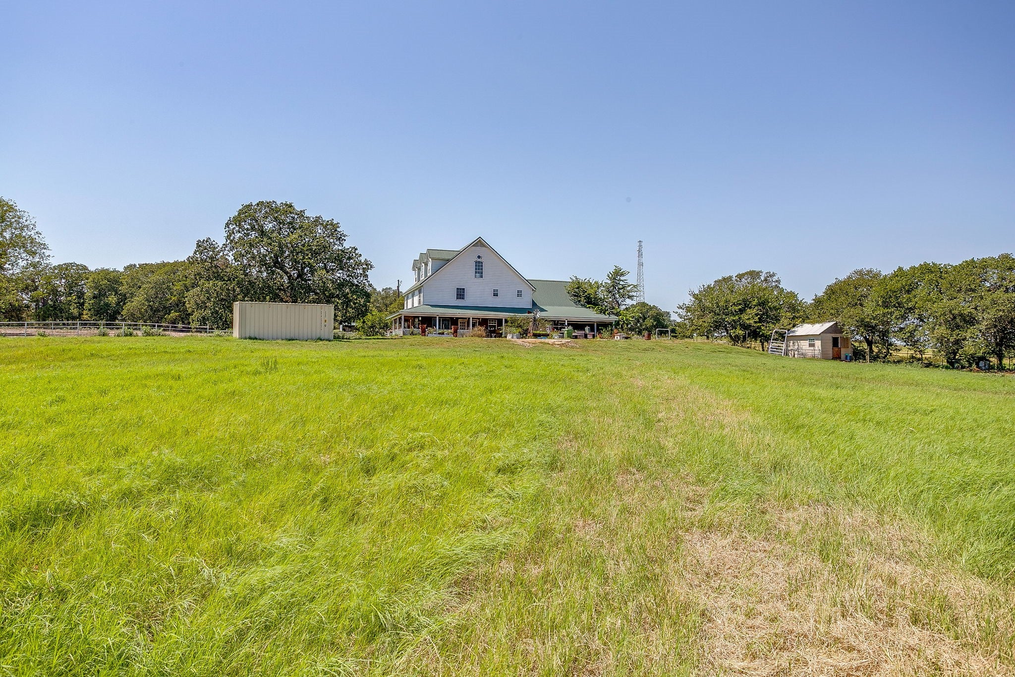 Springtown, Texas, 76082, United States, 4 Bedrooms Bedrooms, ,4 BathroomsBathrooms,Residential,Active,1944276