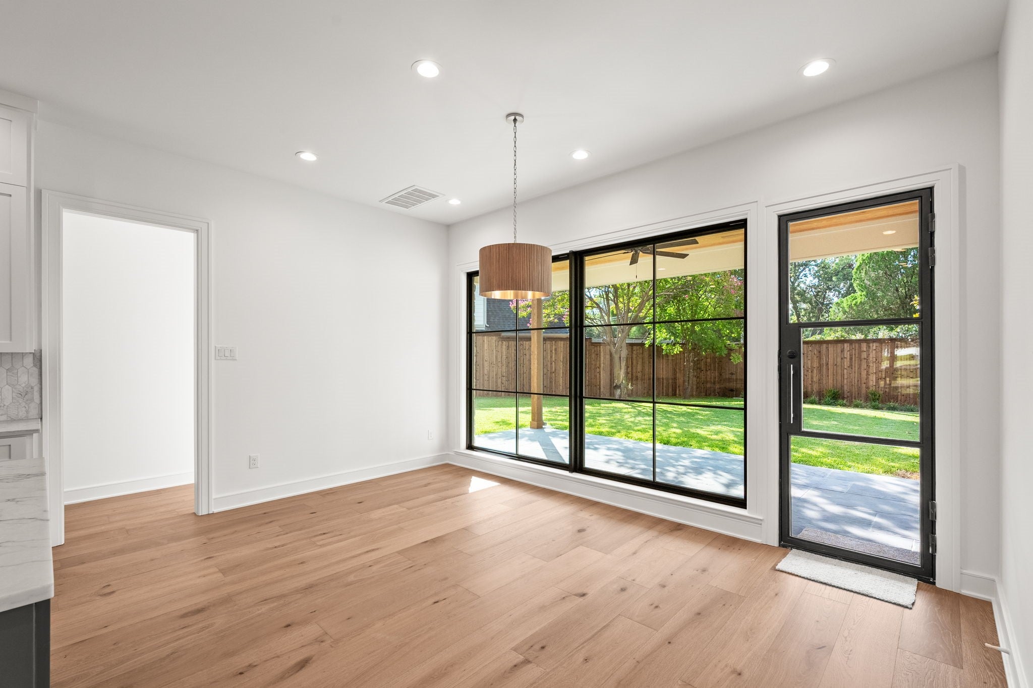 Richardson, Texas, 75080, United States, 5 Bedrooms Bedrooms, ,6 BathroomsBathrooms,Residential,Active,2009133