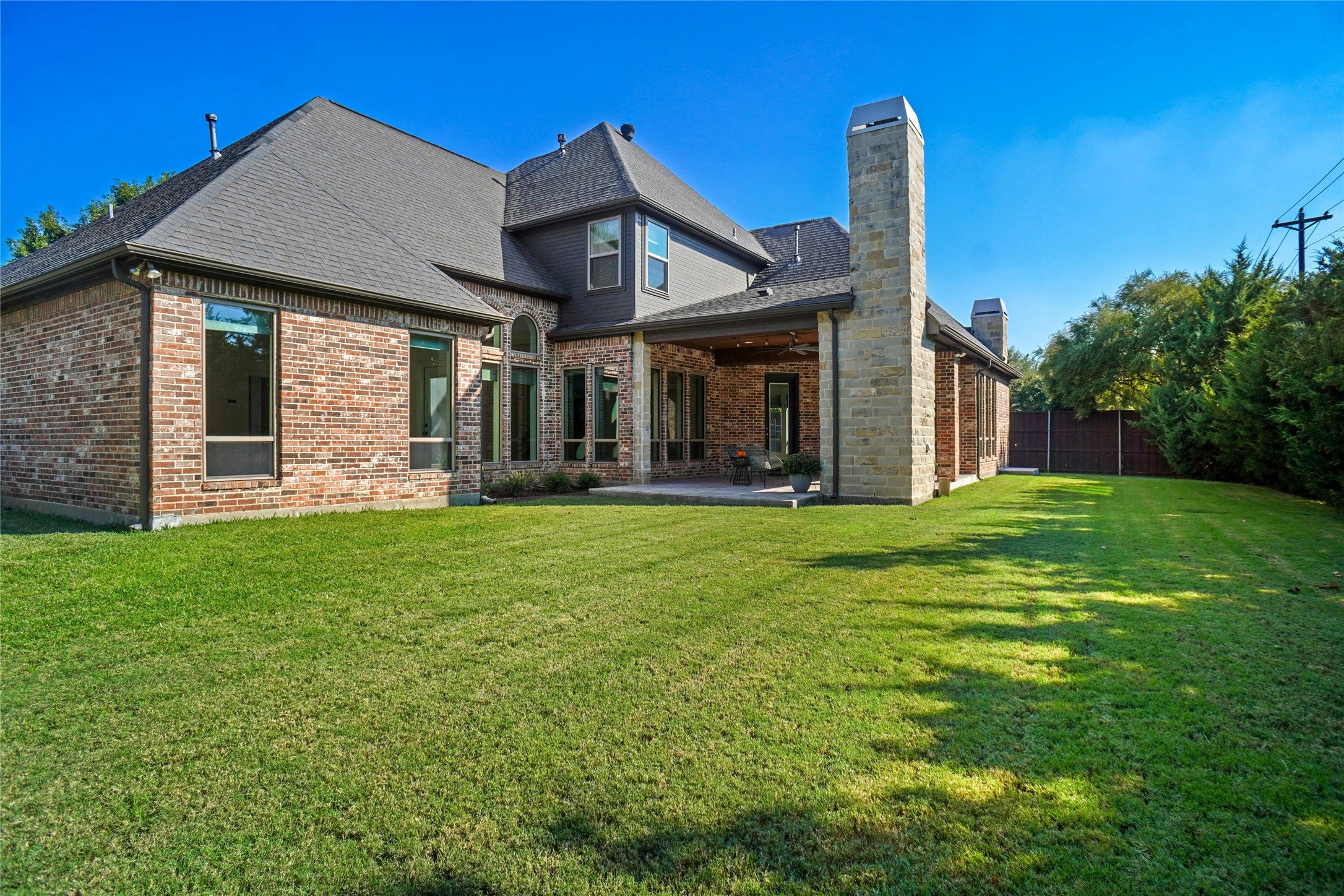 Southlake, Texas, 76092, United States, 4 Bedrooms Bedrooms, ,4 BathroomsBathrooms,Residential,Active,1962191