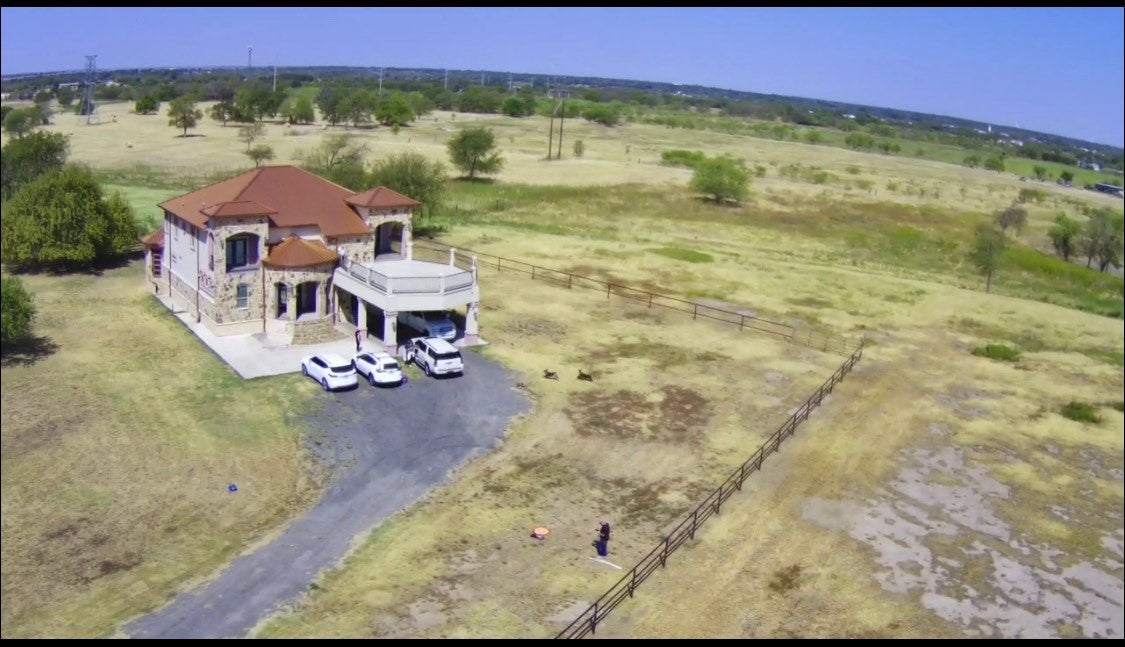 Cleburne, Texas, 76031, United States, ,5 BathroomsBathrooms,Residential,Active,1820498