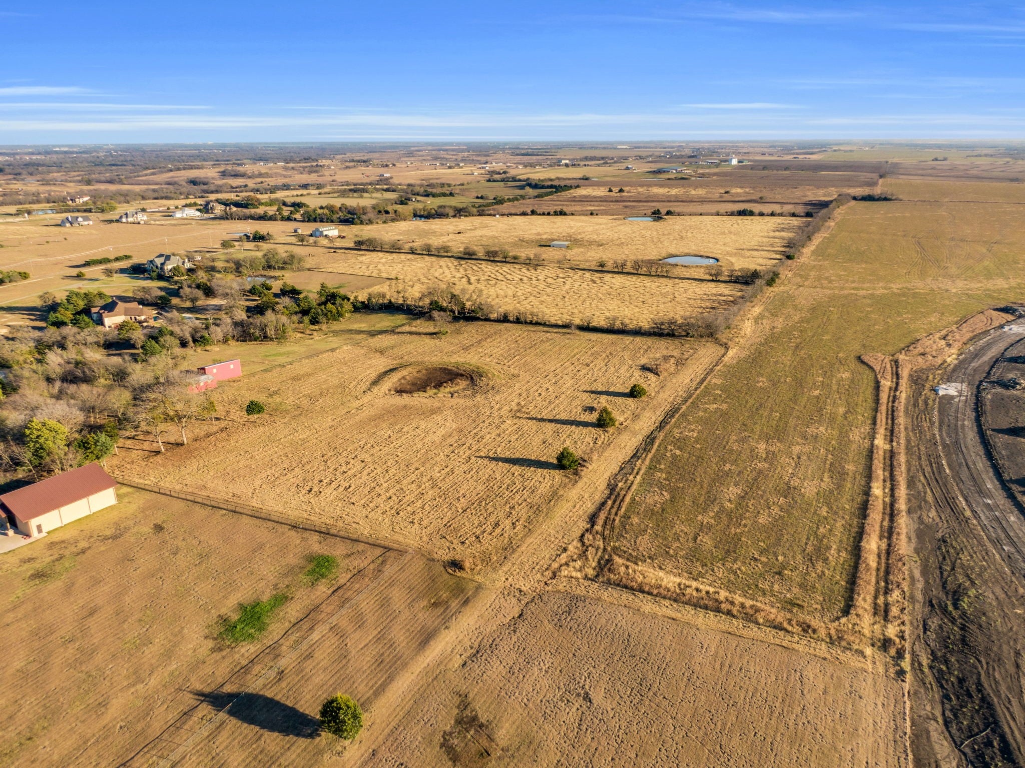 Waxahachie, Texas, 75165, United States, 3 Bedrooms Bedrooms, ,3 BathroomsBathrooms,Residential,Active,2001358
