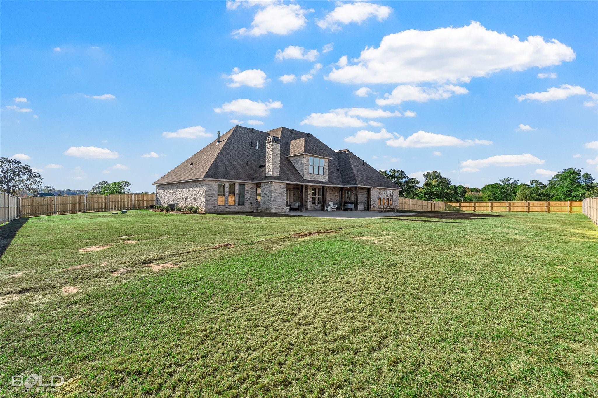 Shreveport, Louisiana, 71107, United States, 4 Bedrooms Bedrooms, ,5 BathroomsBathrooms,Residential,Active,1990582