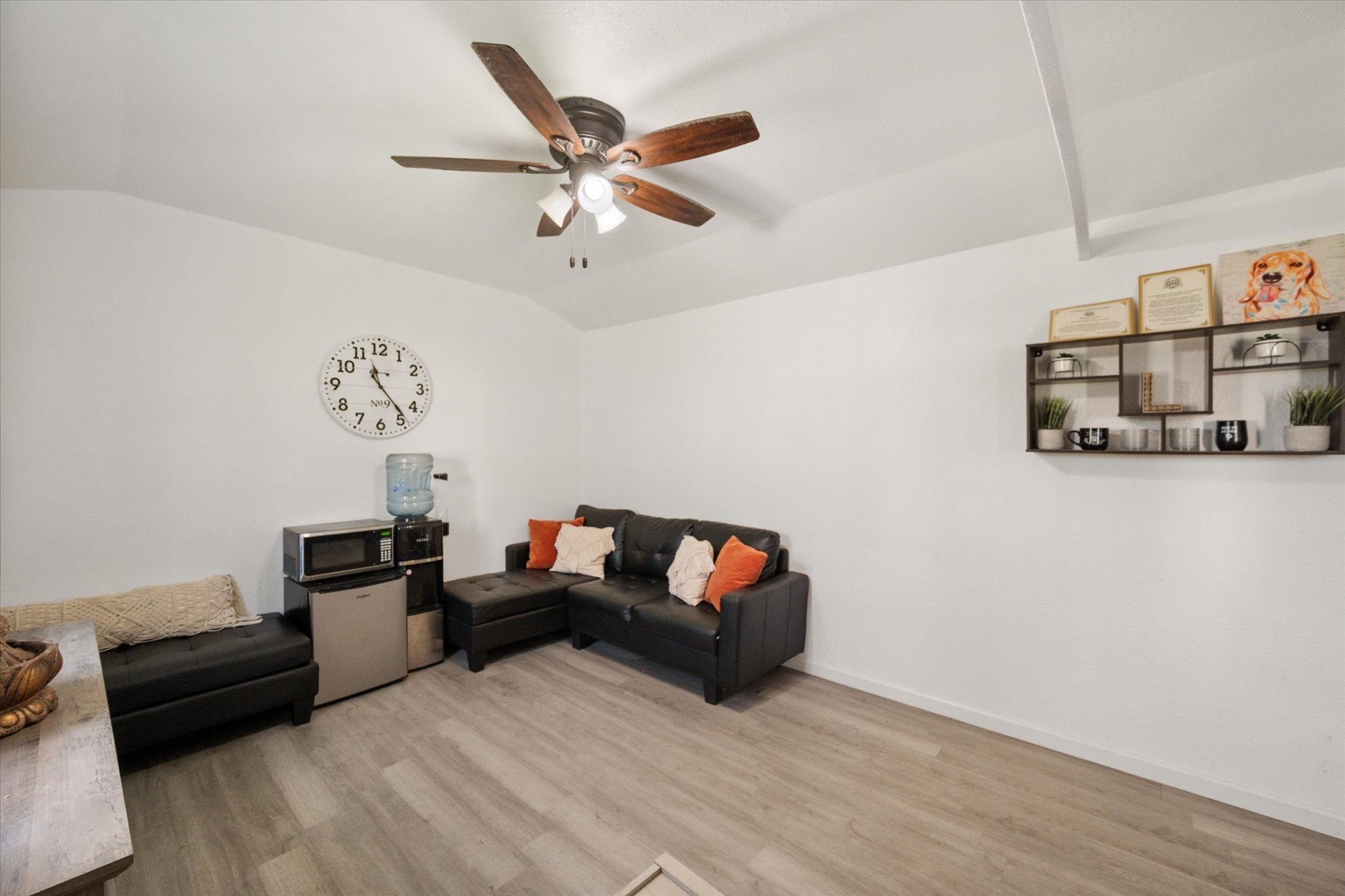 Blooming Grove, Texas, 76626, United States, 4 Bedrooms Bedrooms, ,6 BathroomsBathrooms,Residential,Active,2003548