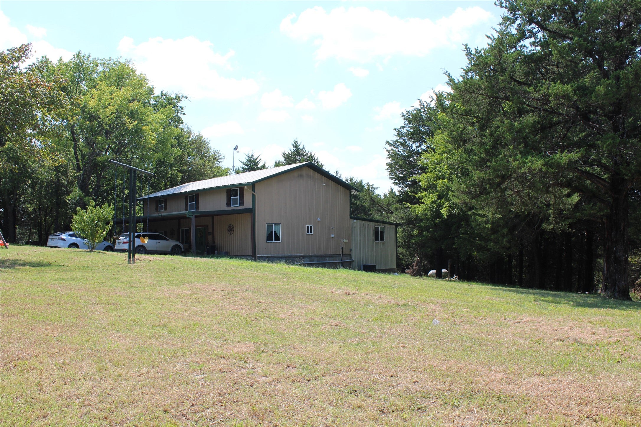 Bonham, Texas, 75418, United States, 9 Bedrooms Bedrooms, ,6 BathroomsBathrooms,Residential,Active,1988719