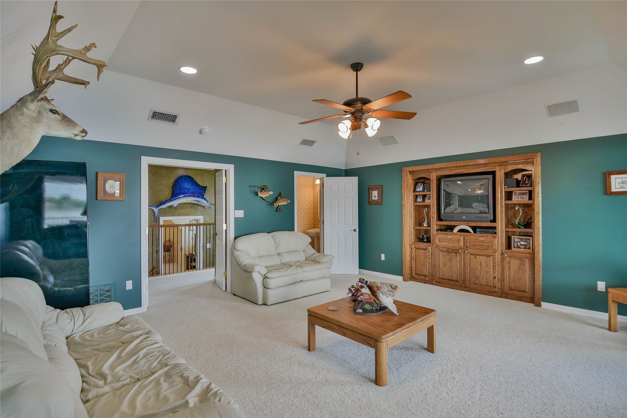 Granbury, Texas, 76048, United States, ,5 BathroomsBathrooms,Residential,Active,1799390