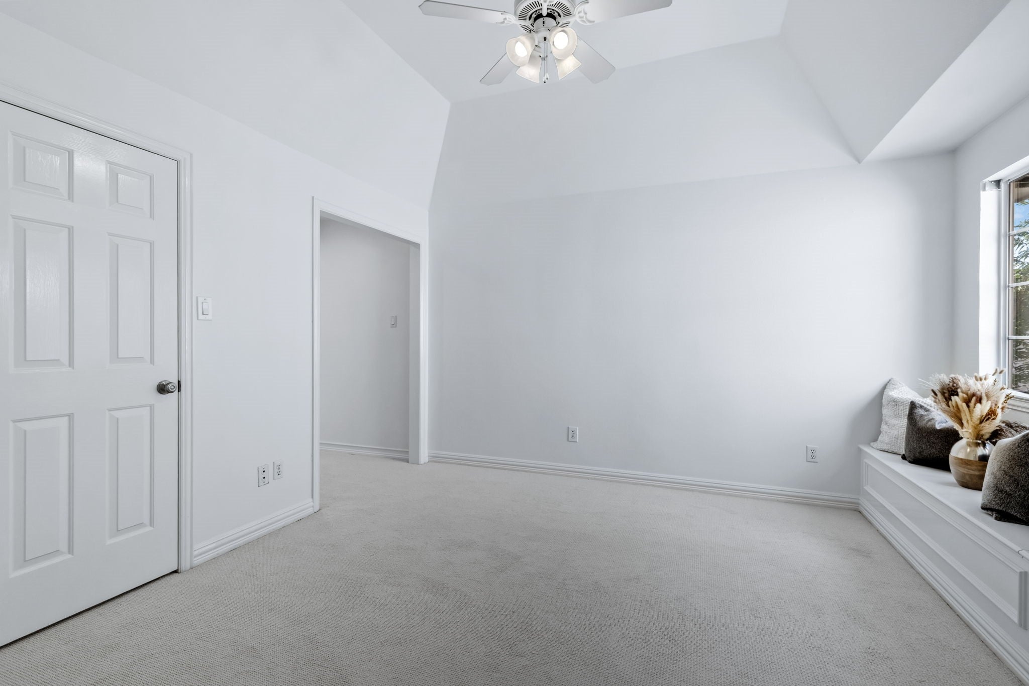 Plano, Texas, 75093, United States, 4 Bedrooms Bedrooms, ,5 BathroomsBathrooms,Residential,Active,1945444