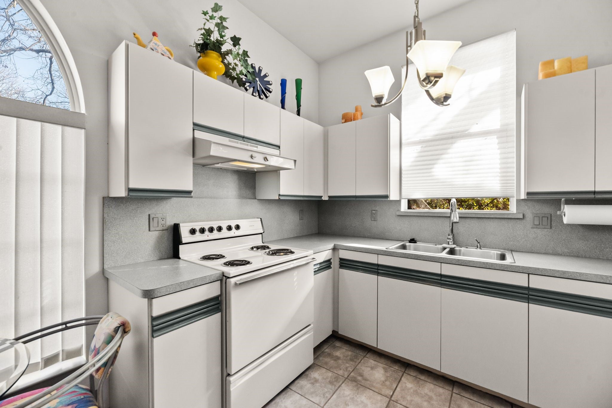 Kerens, Texas, 75144, United States, 5 Bedrooms Bedrooms, ,4 BathroomsBathrooms,Residential,Active,2020765