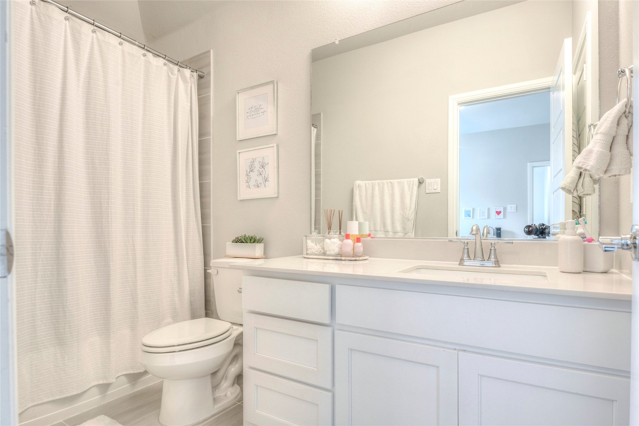 Allen, Texas, 75013, United States, ,5 BathroomsBathrooms,Residential,Active,1843824