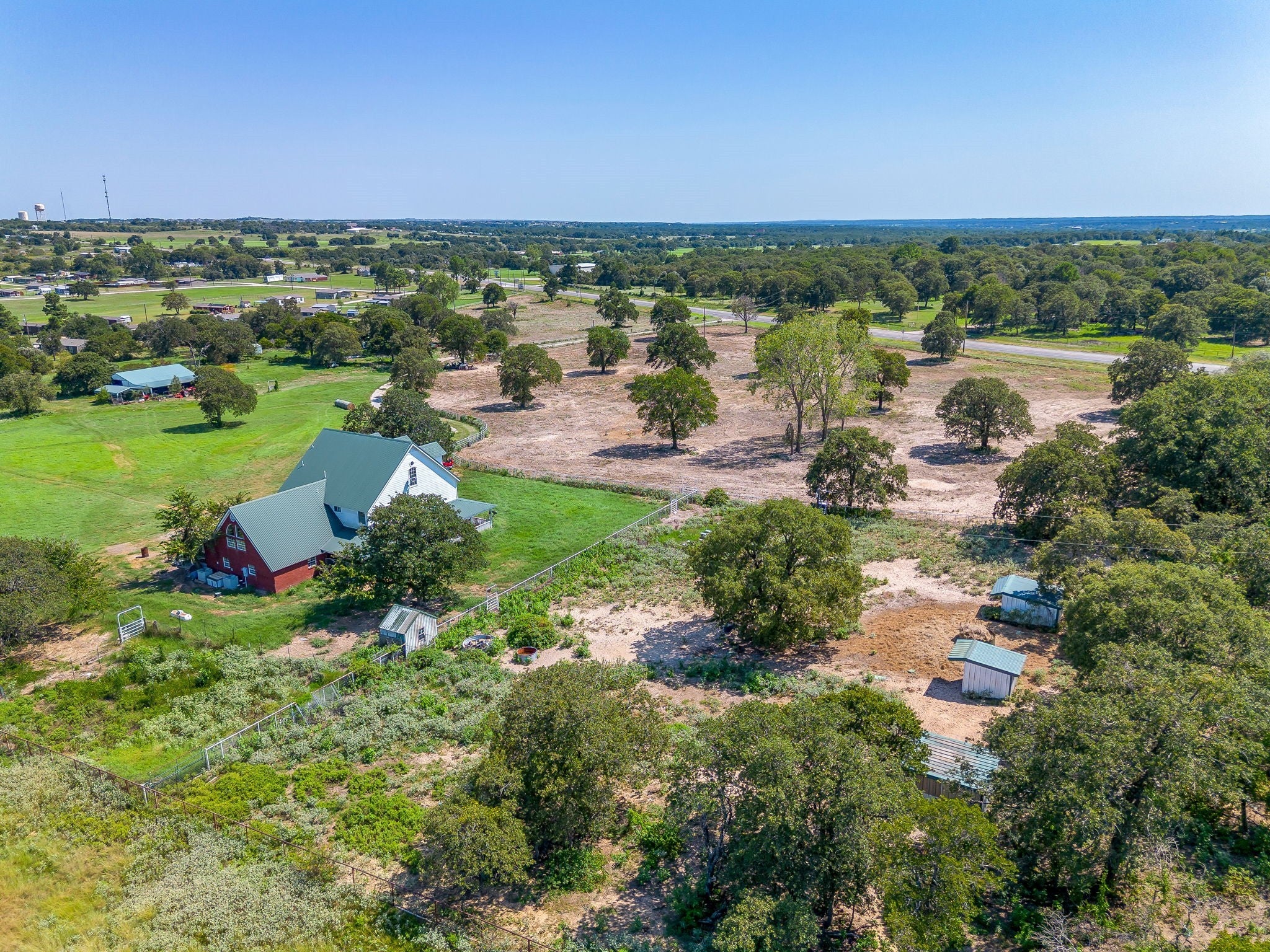 Springtown, Texas, 76082, United States, 4 Bedrooms Bedrooms, ,4 BathroomsBathrooms,Residential,Active,1944276