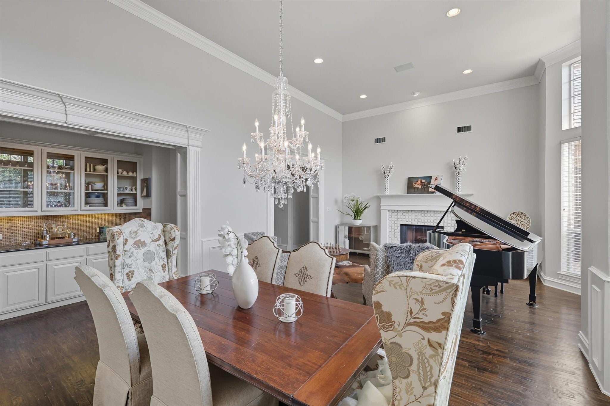 Flower Mound, Texas, 75028, United States, 4 Bedrooms Bedrooms, ,4 BathroomsBathrooms,Residential,Active,1951804