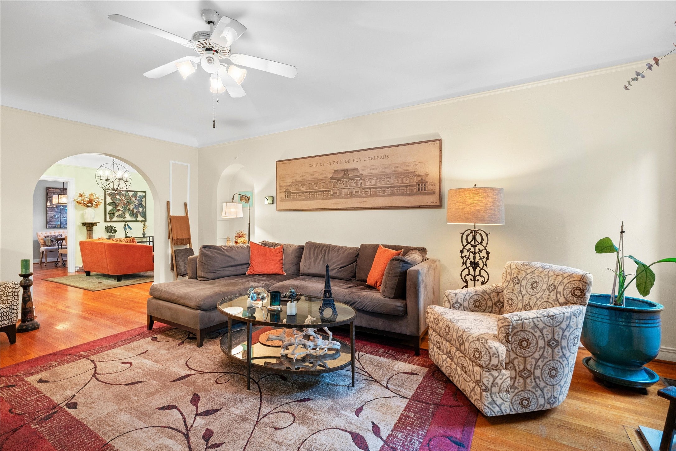 Dallas, Texas, 75219, United States, 6 Bedrooms Bedrooms, ,2 BathroomsBathrooms,Residential,Active,1808211