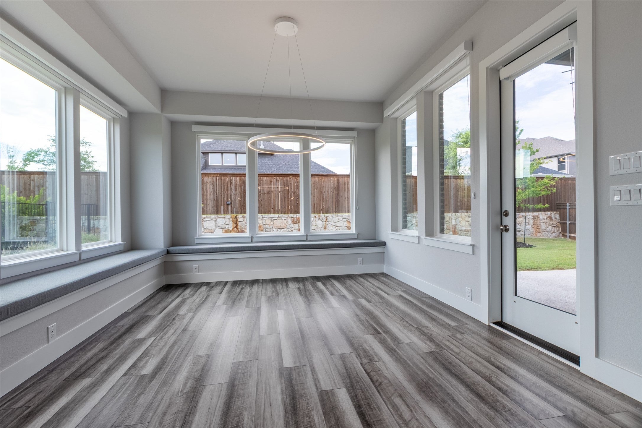 Frisco, Texas, 75035, United States, 5 Bedrooms Bedrooms, ,6 BathroomsBathrooms,Residential,Active,1990641