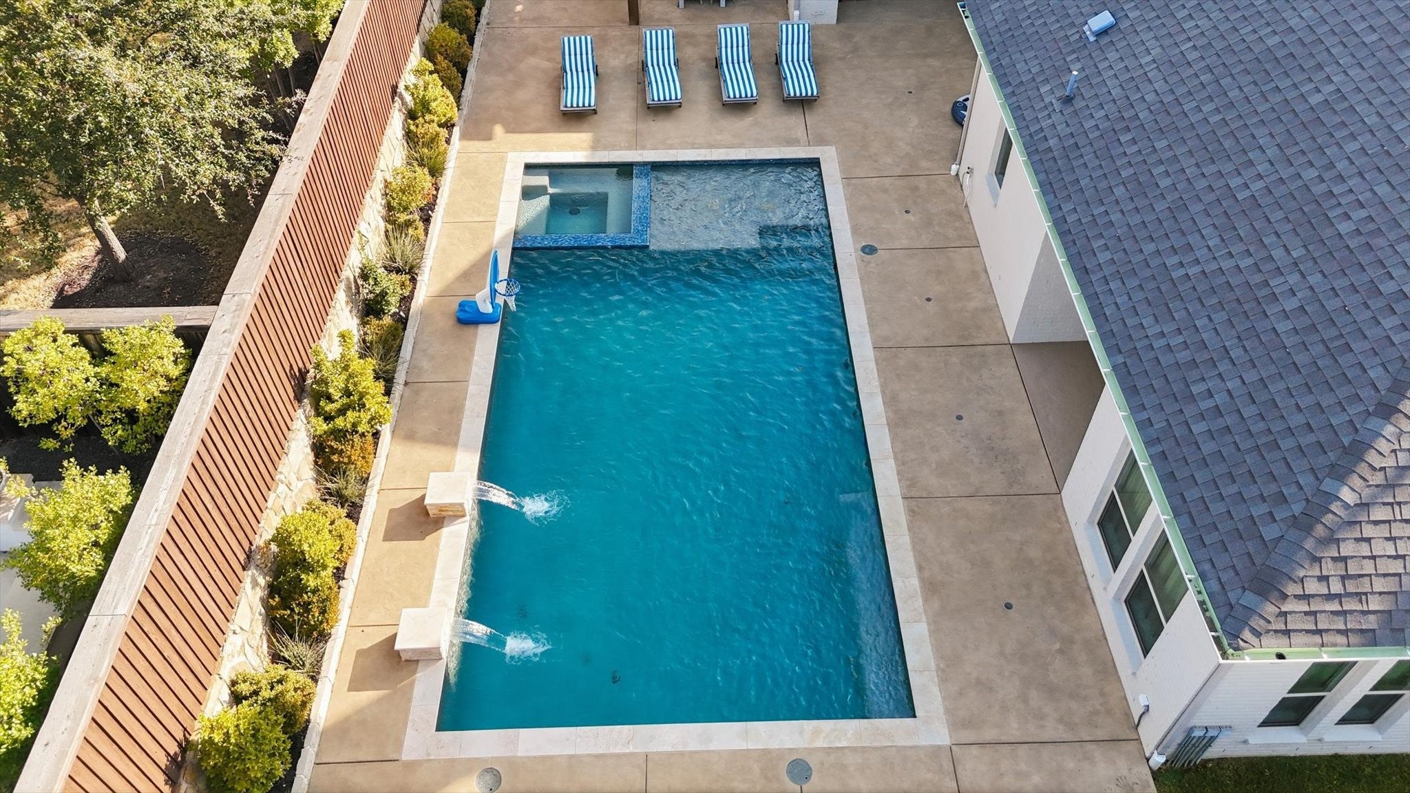 Frisco, Texas, 75033, United States, 5 Bedrooms Bedrooms, ,6 BathroomsBathrooms,Residential,Active,2010142