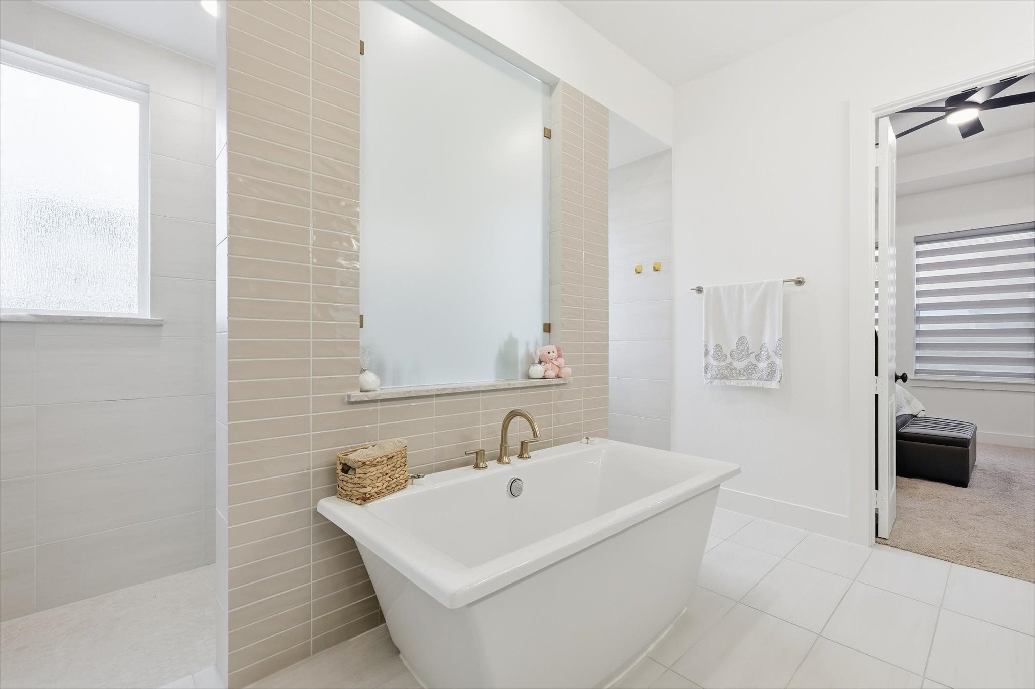 Frisco, Texas, 75033, United States, 5 Bedrooms Bedrooms, ,6 BathroomsBathrooms,Residential,Active,2007336