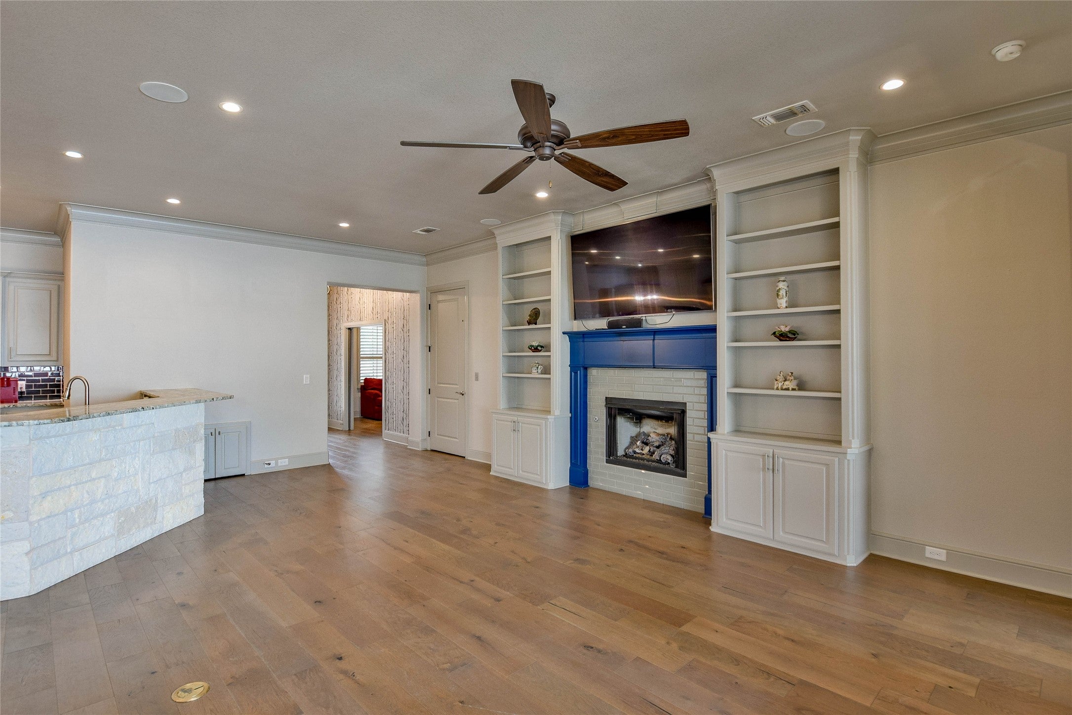 Granbury, Texas, 76048, United States, 3 Bedrooms Bedrooms, ,3 BathroomsBathrooms,Residential,Active,1828685
