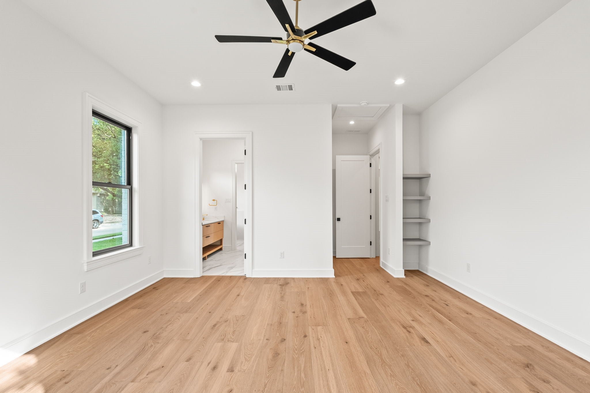 Richardson, Texas, 75080, United States, 5 Bedrooms Bedrooms, ,6 BathroomsBathrooms,Residential,Active,1929792