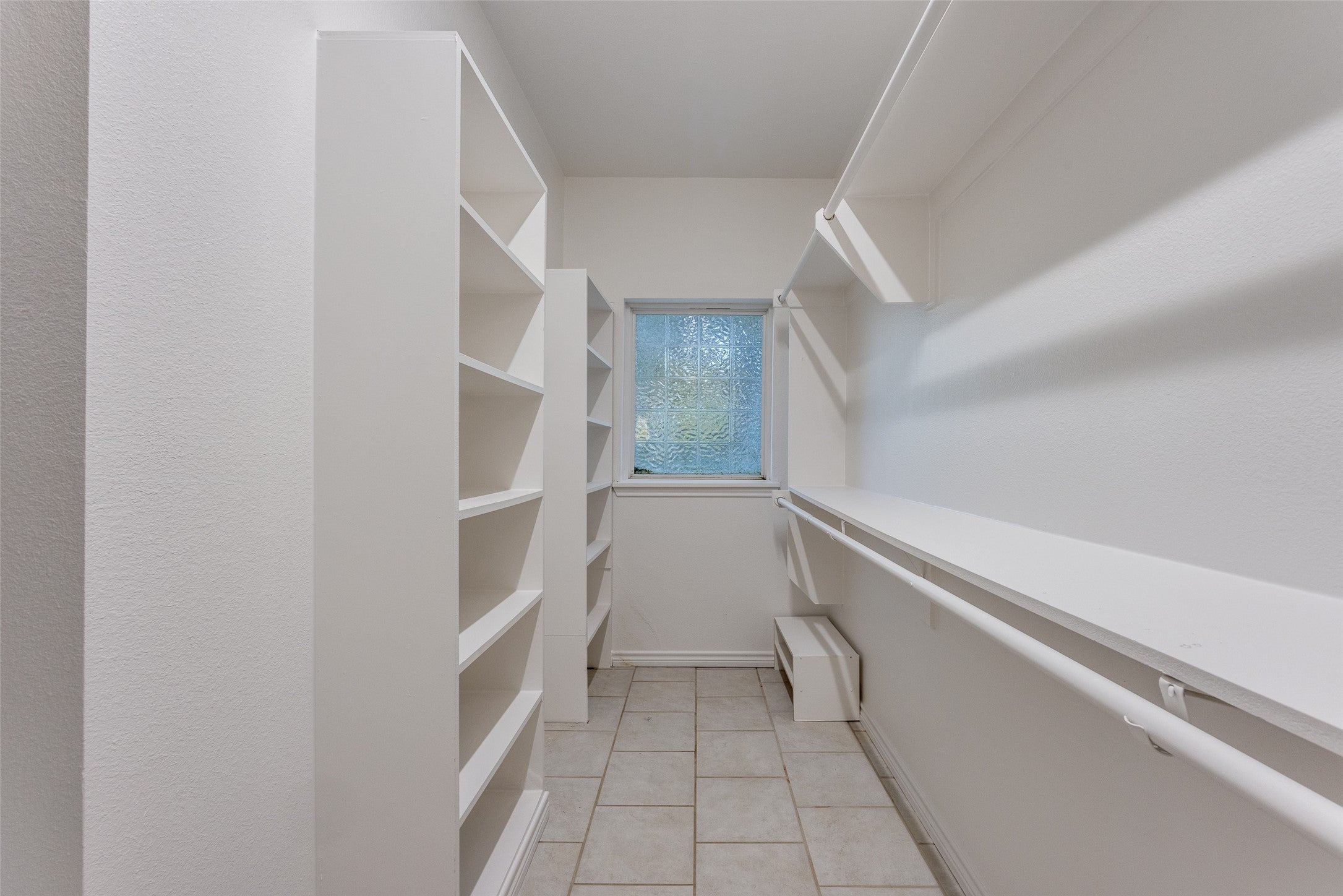 Leonard, Texas, 75452, United States, 2 Bedrooms Bedrooms, ,2 BathroomsBathrooms,Residential,Active,1920262
