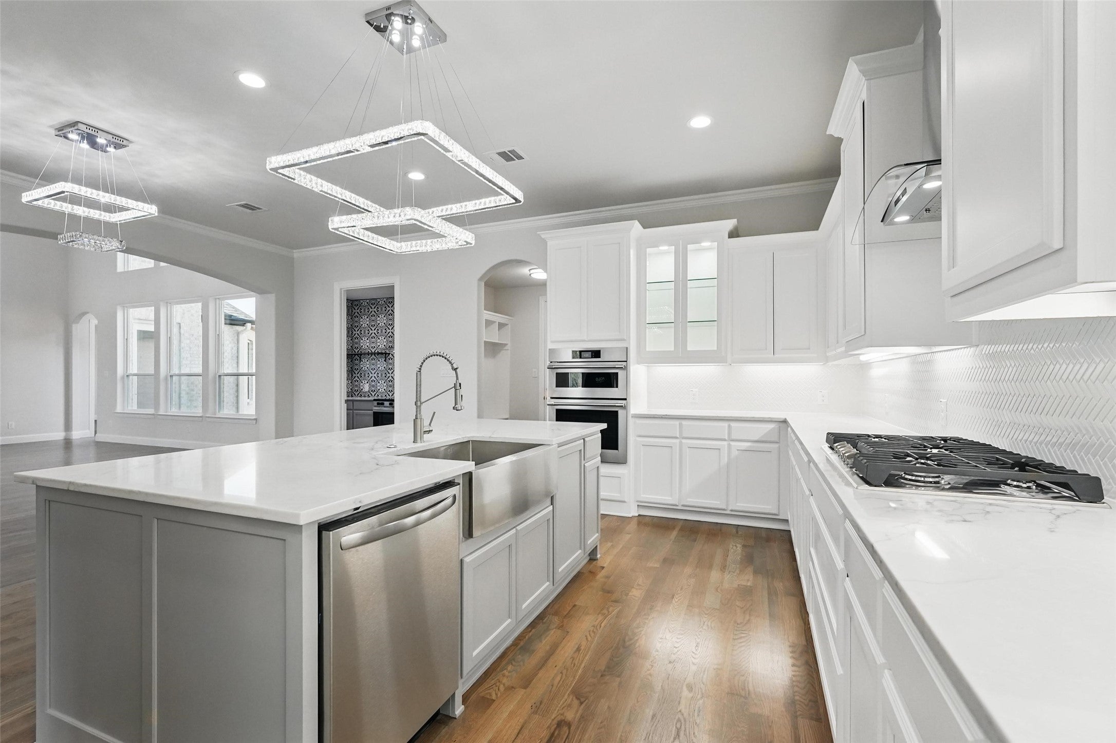 Wylie, Texas, 75098, United States, 5 Bedrooms Bedrooms, ,6 BathroomsBathrooms,Residential,Active,1894588