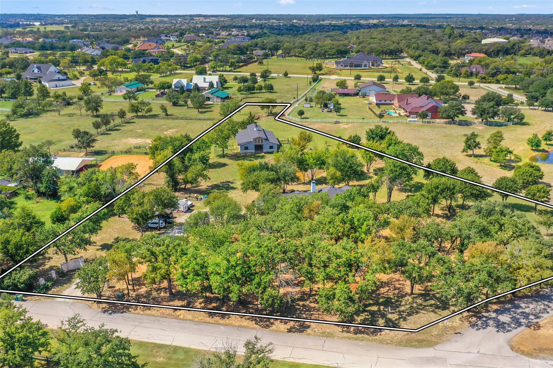 Argyle, Texas, 76226, United States, 3 Bedrooms Bedrooms, ,2 BathroomsBathrooms,Residential,Active,1960132