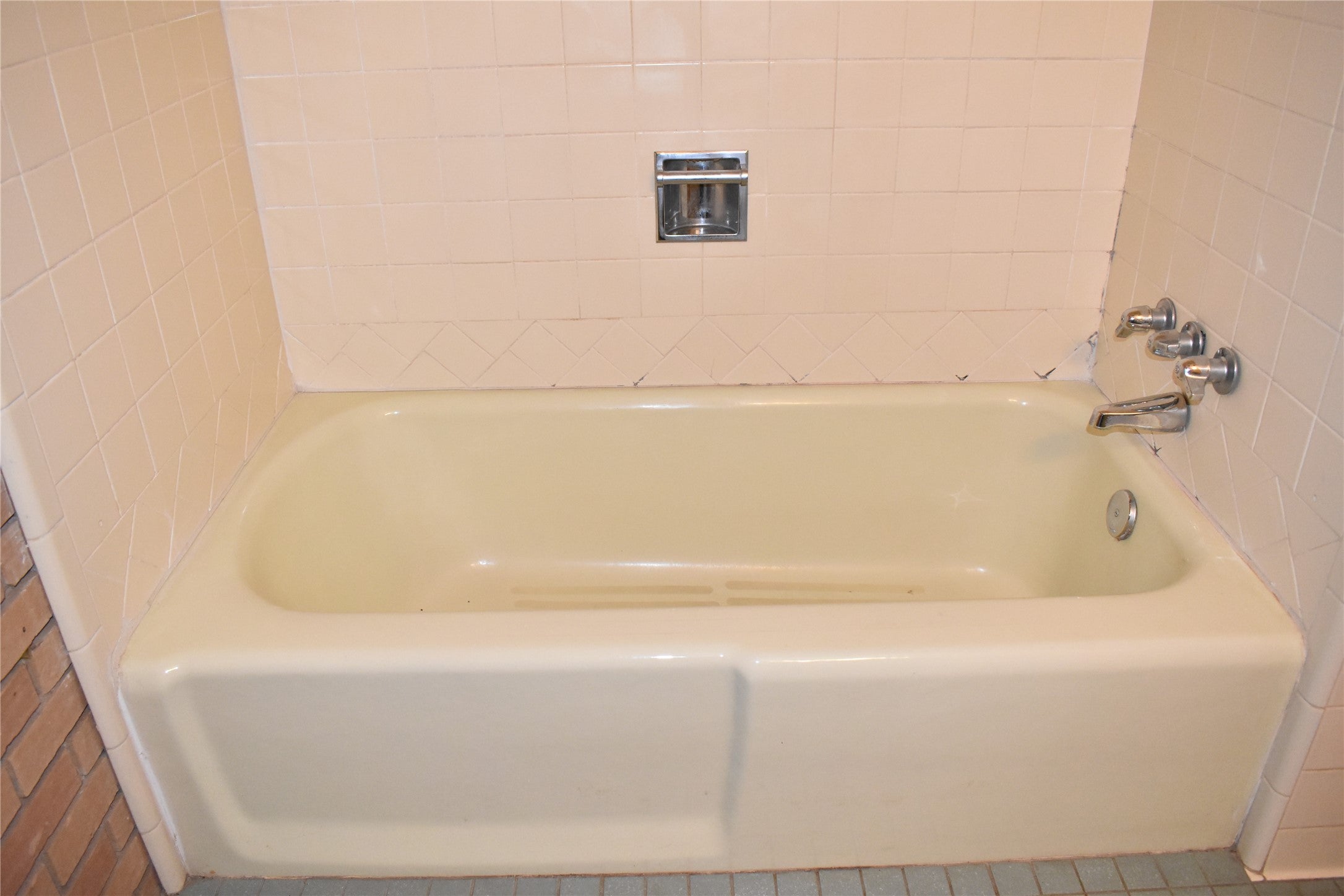 Dallas, Texas, 75225, United States, 4 Bedrooms Bedrooms, ,4 BathroomsBathrooms,Residential,Active,1922674