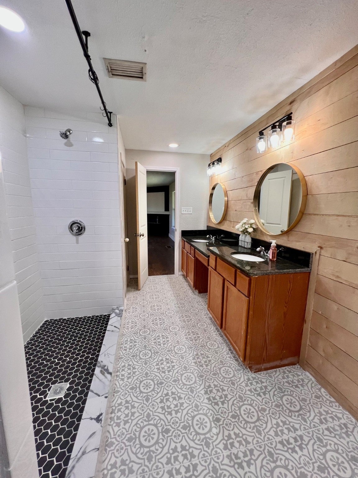 Sanger, Texas, 76266, United States, ,3 BathroomsBathrooms,Residential,Active,1808127