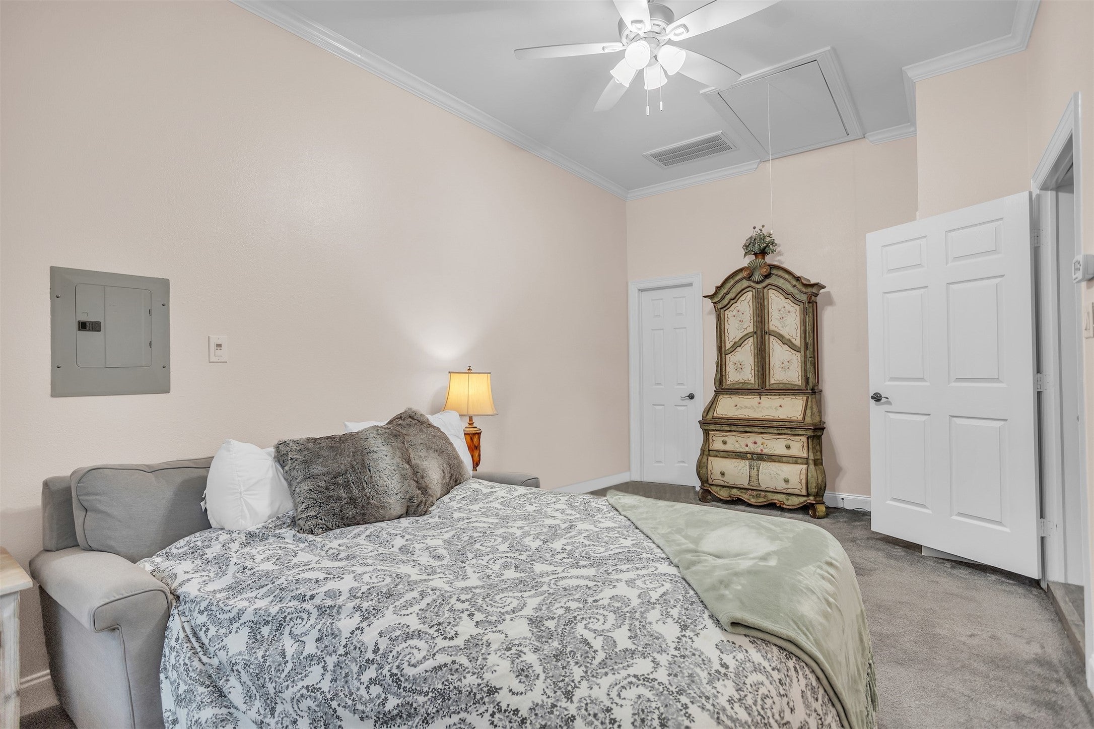 Rockwall, Texas, 75032, United States, 5 Bedrooms Bedrooms, ,4 BathroomsBathrooms,Residential,Active,1961937