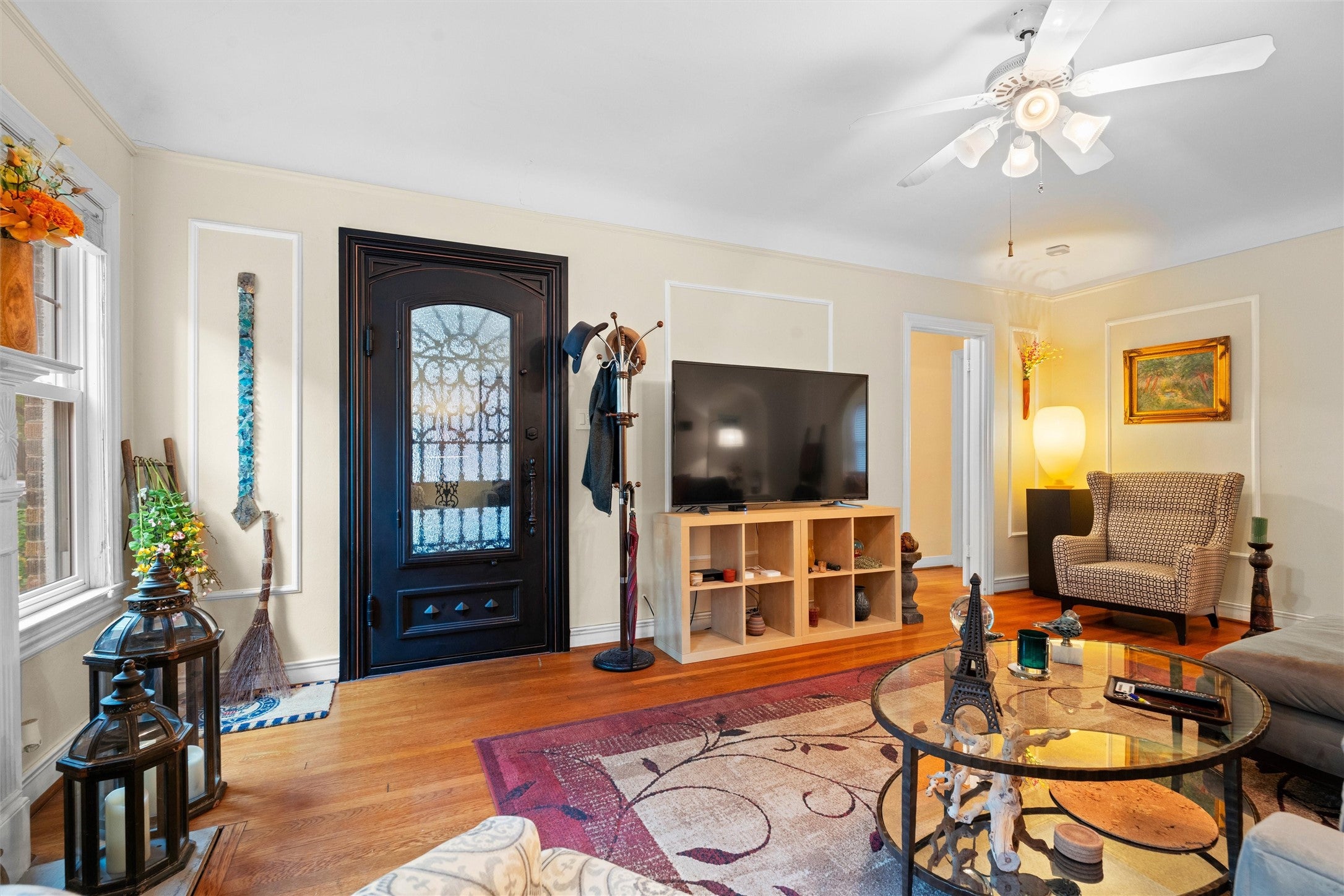 Dallas, Texas, 75219, United States, 6 Bedrooms Bedrooms, ,2 BathroomsBathrooms,Residential,Active,1808211