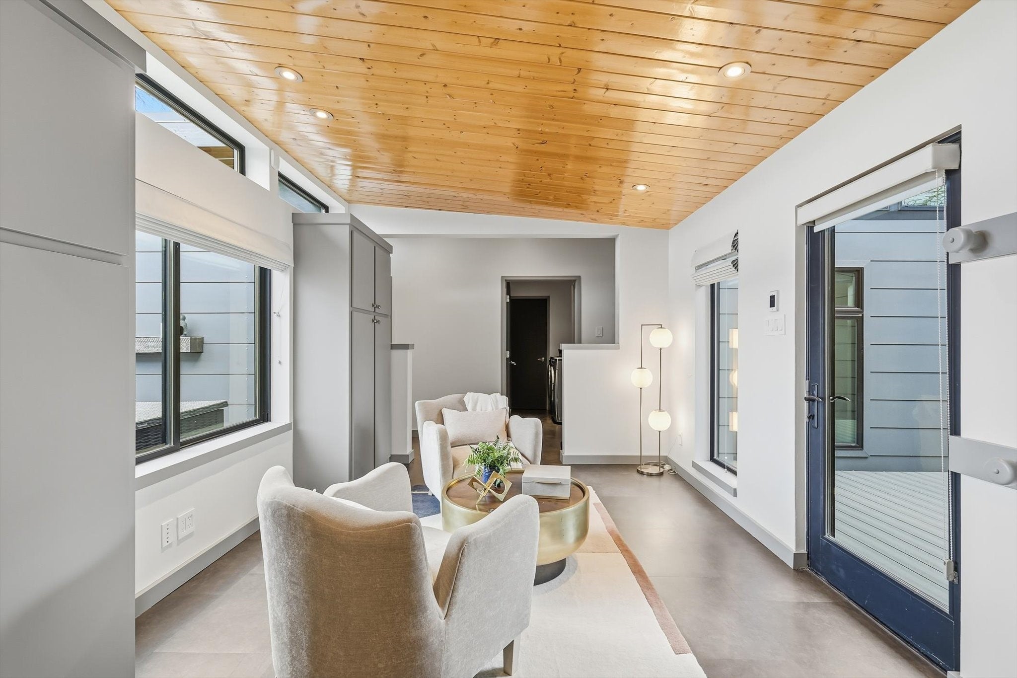 Dallas, Texas, 75218, United States, 3 Bedrooms Bedrooms, ,2 BathroomsBathrooms,Residential,Active,2010190