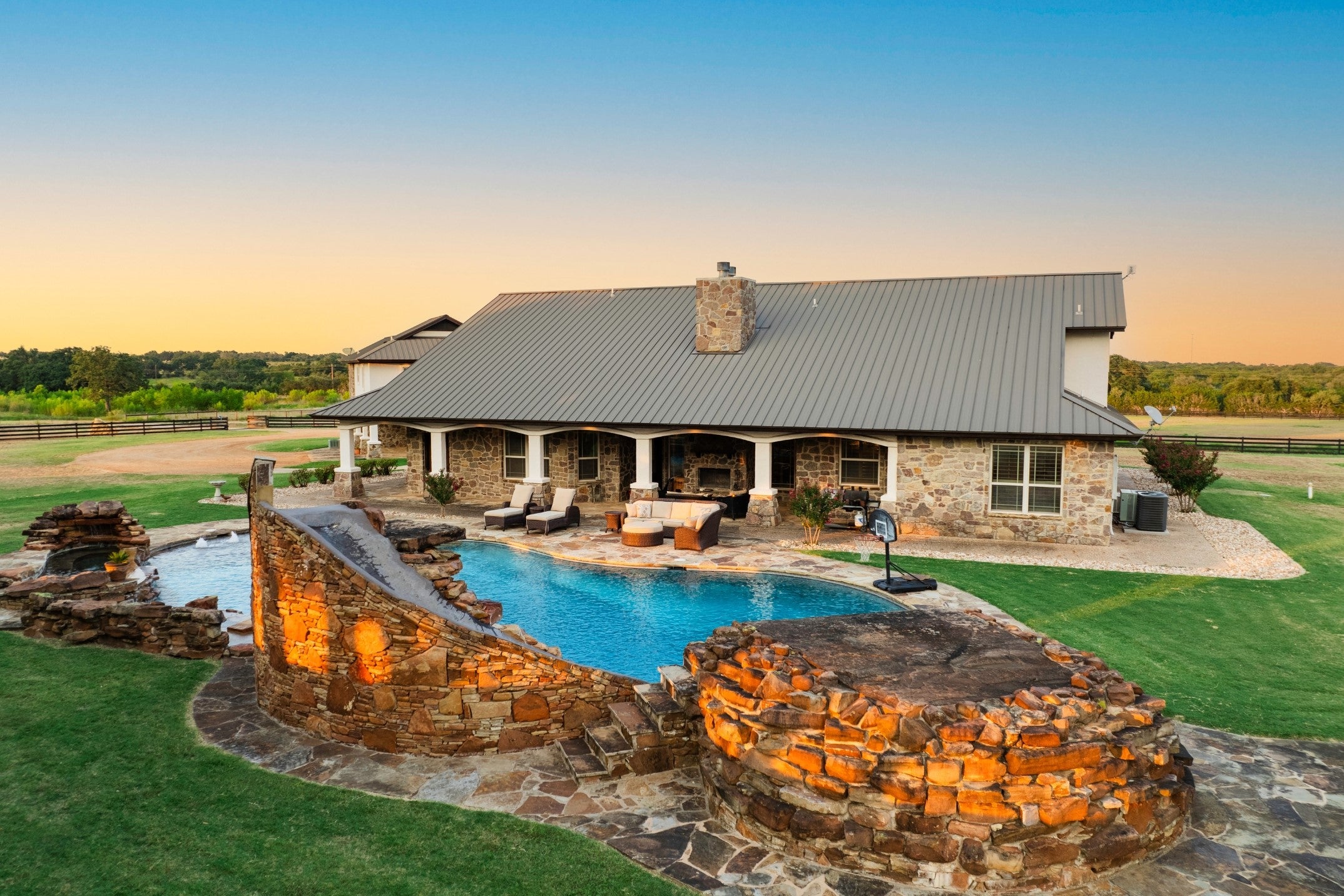 Bertram, Texas, 78605, United States, 4 Bedrooms Bedrooms, ,7 BathroomsBathrooms,Residential,Active,1987224