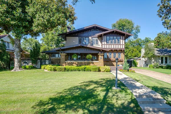 306 PRAIRIE AVE, CLEBURNE, TX 76033 - Image bce7ed738df974356d7c65953f33b277bda1a746