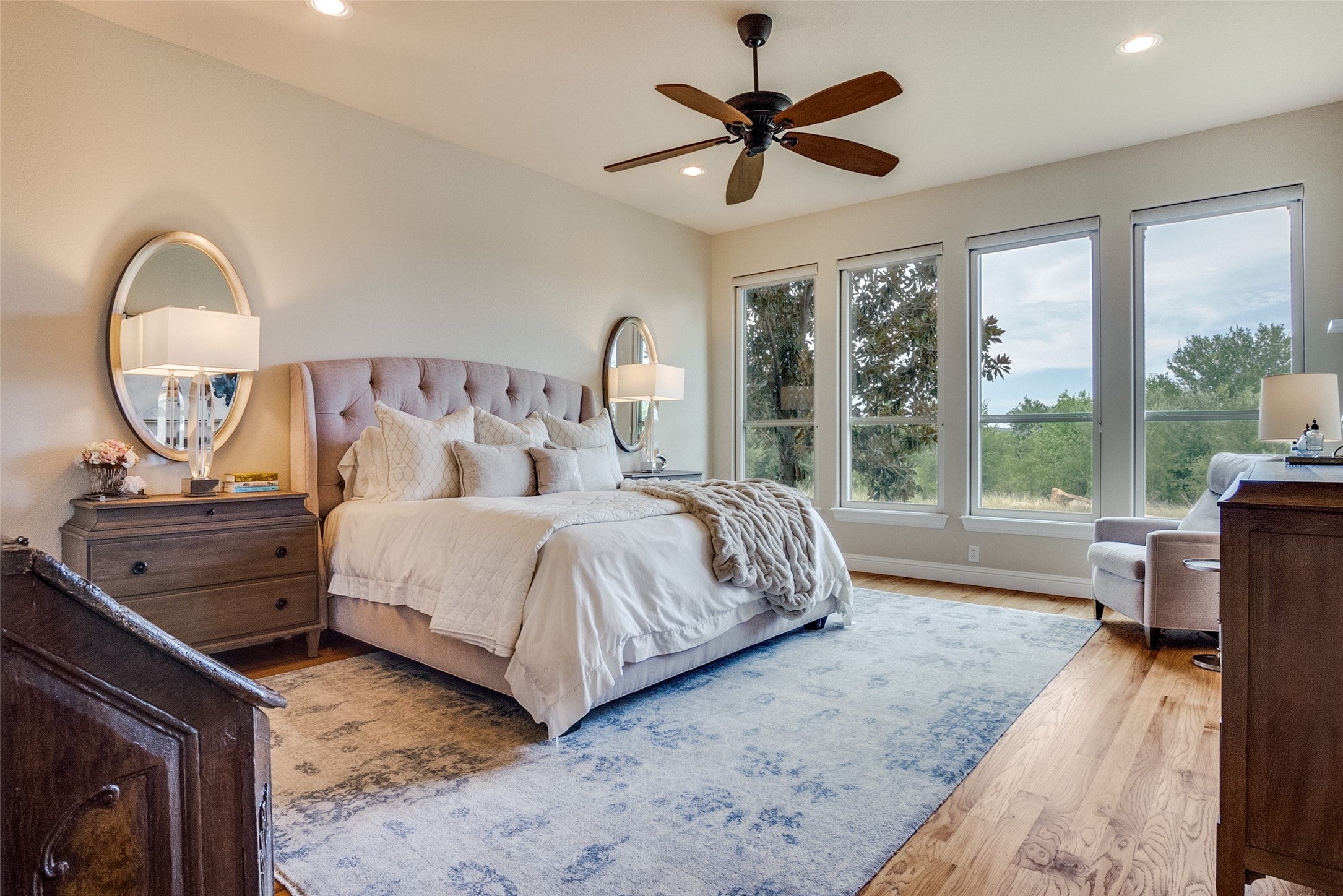 Graford, Texas, 76449, United States, 5 Bedrooms Bedrooms, ,4 BathroomsBathrooms,Residential,Active,1902943
