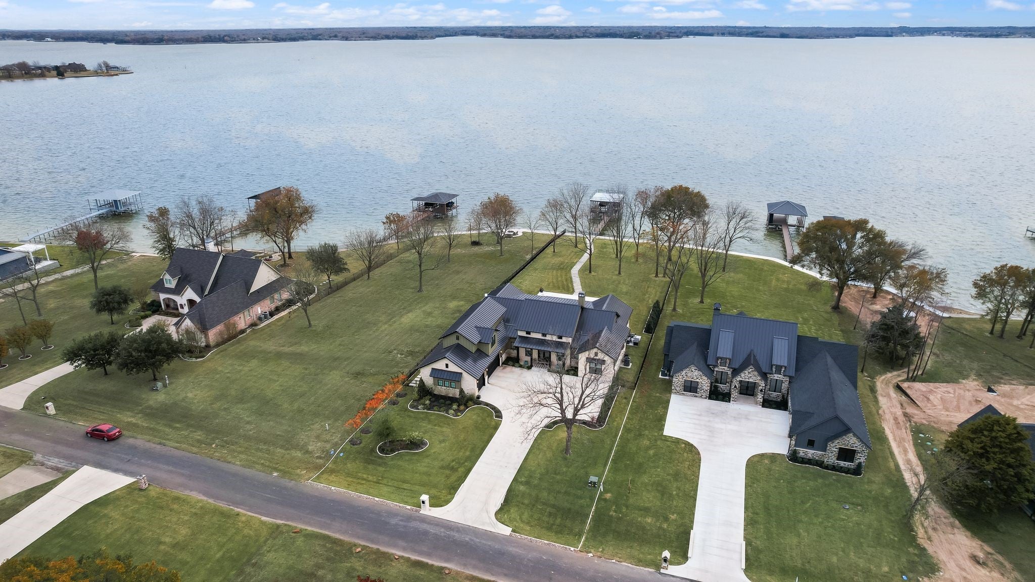 Corsicana, Texas, 75109, United States, 4 Bedrooms Bedrooms, ,5 BathroomsBathrooms,Residential,Active,2009808