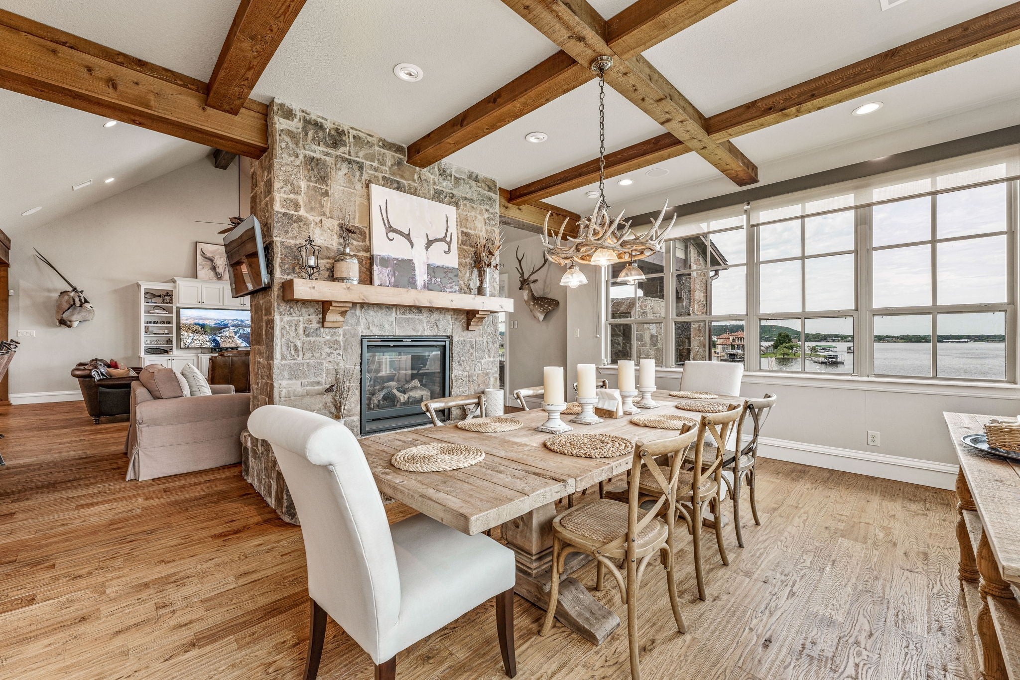 Graford, Texas, 76449, United States, ,6 BathroomsBathrooms,Residential,Active,1852724