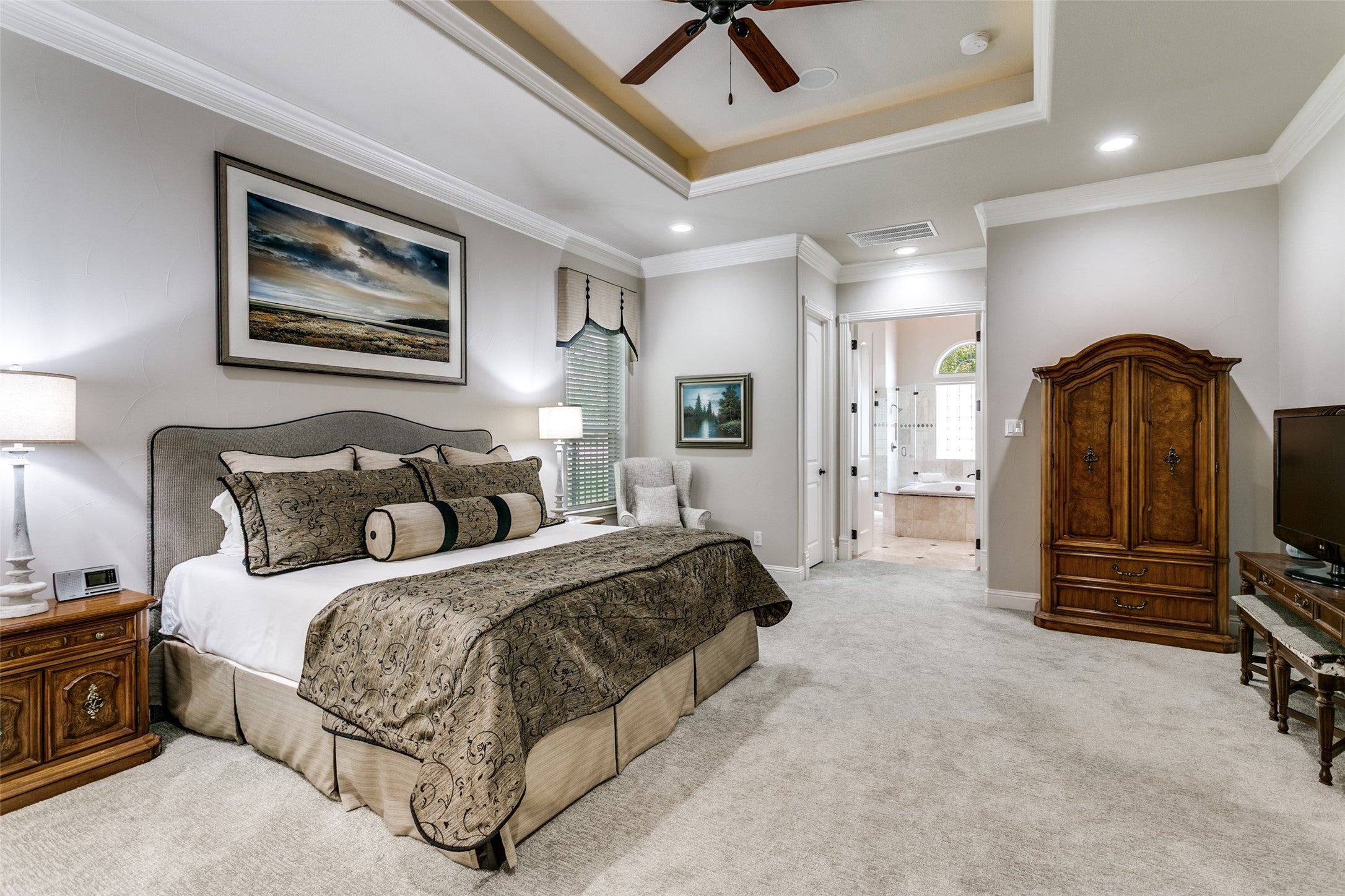 Southlake, Texas, 76092, United States, 4 Bedrooms Bedrooms, ,5 BathroomsBathrooms,Residential,Active,1963281