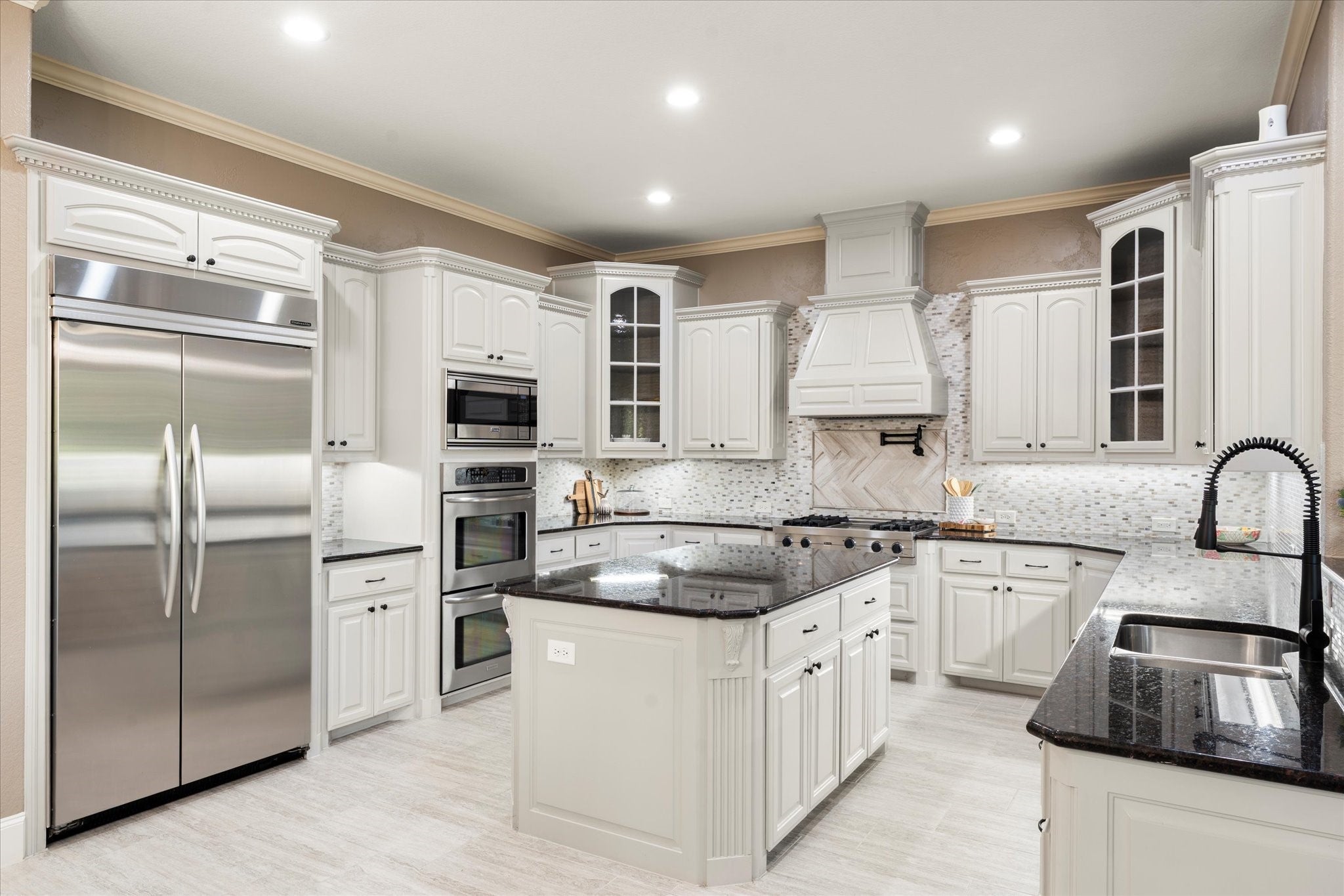 Prosper, Texas, 75078, United States, 4 Bedrooms Bedrooms, ,5 BathroomsBathrooms,Residential,Active,1936432