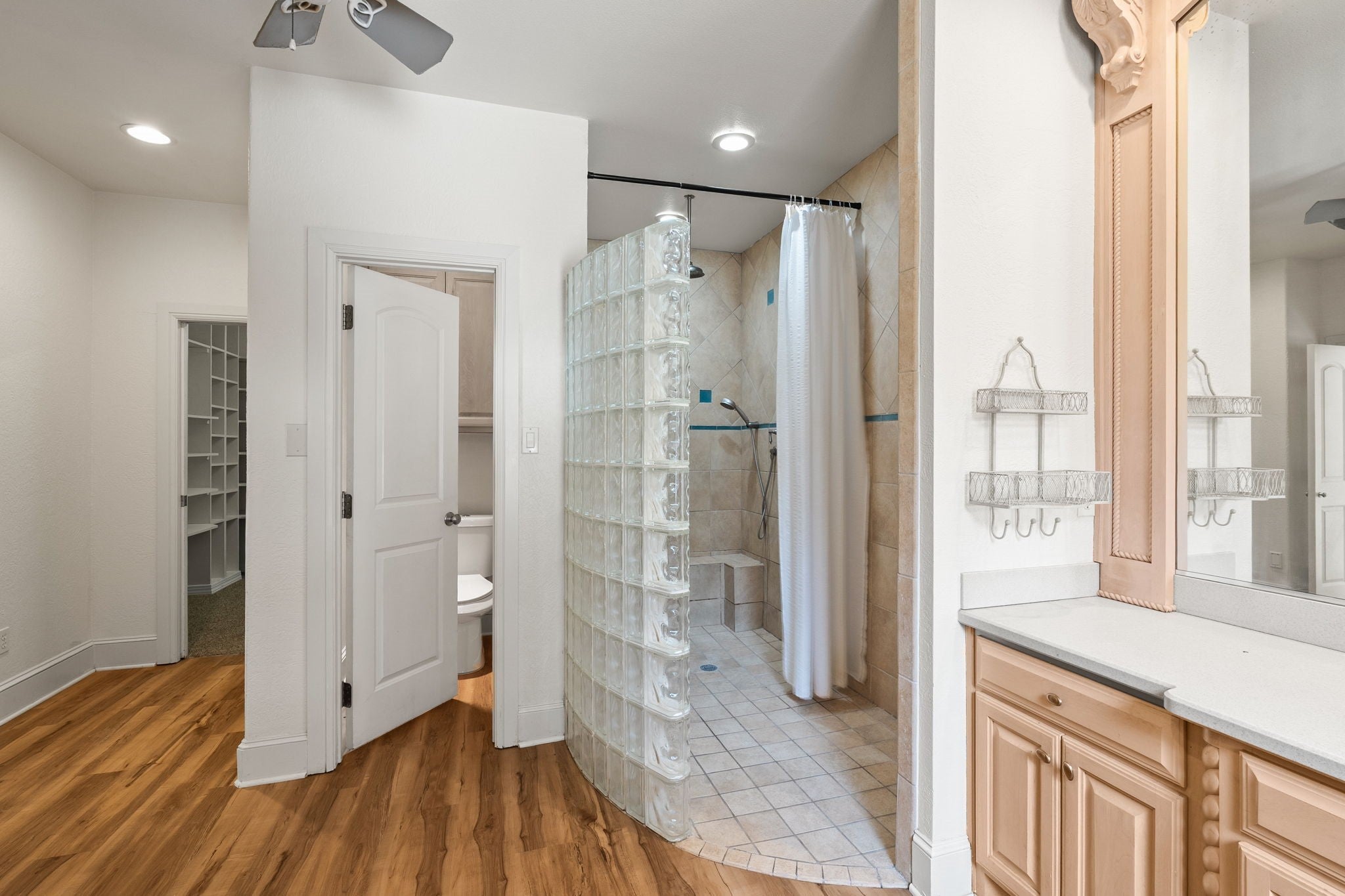 Melissa, Texas, 75454, United States, 3 Bedrooms Bedrooms, ,5 BathroomsBathrooms,Residential,Active,2010583