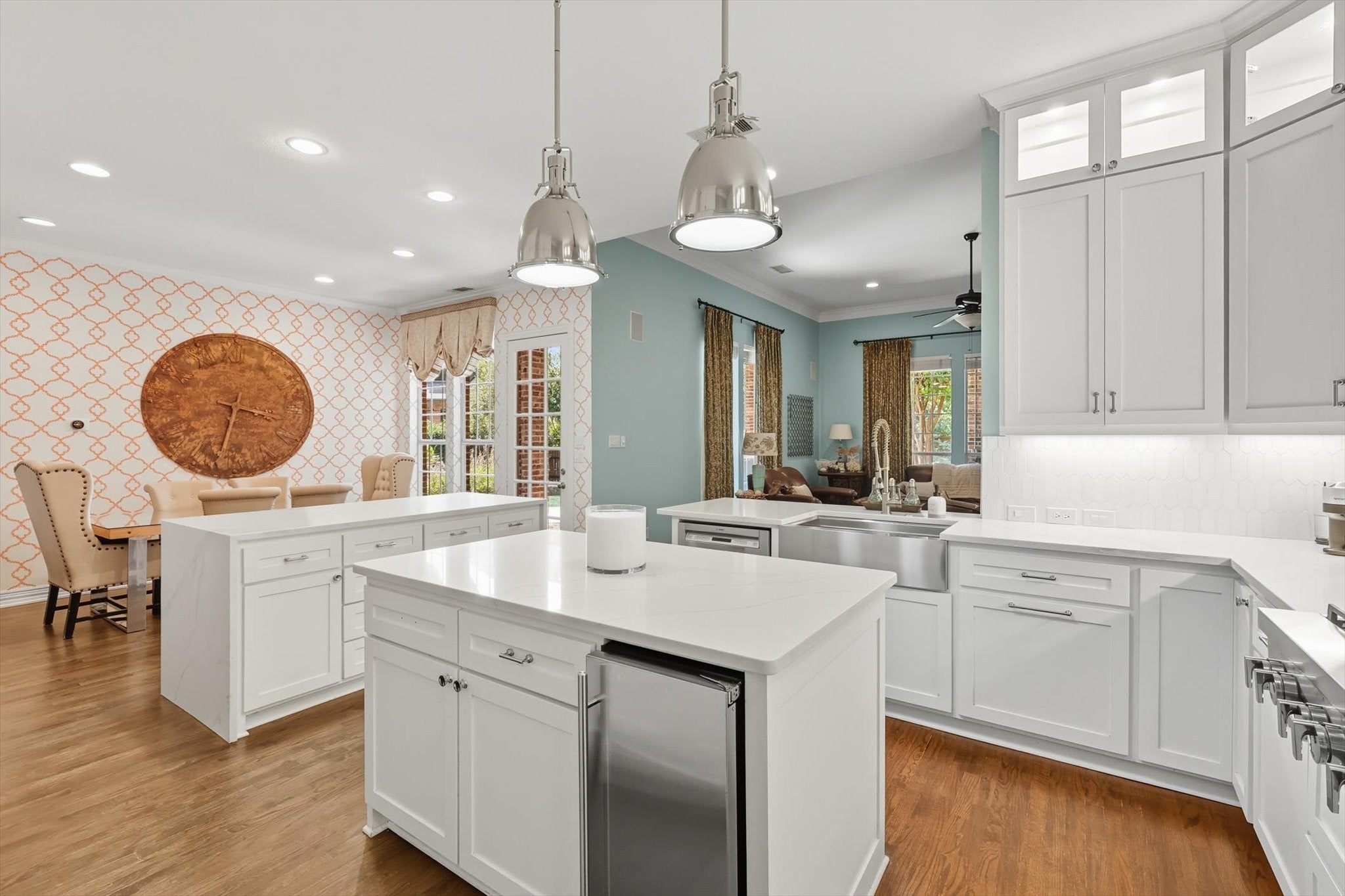 Flower Mound, Texas, 75028, United States, 4 Bedrooms Bedrooms, ,4 BathroomsBathrooms,Residential,Active,1951804