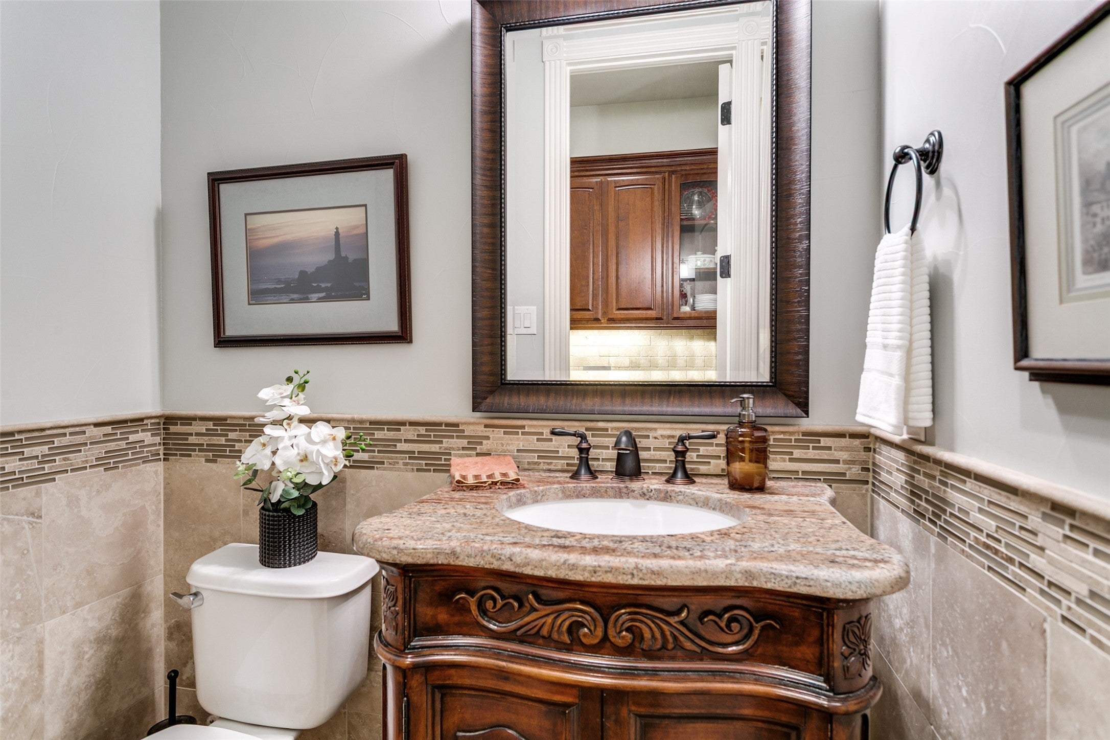 Southlake, Texas, 76092, United States, 4 Bedrooms Bedrooms, ,5 BathroomsBathrooms,Residential,Active,1963281