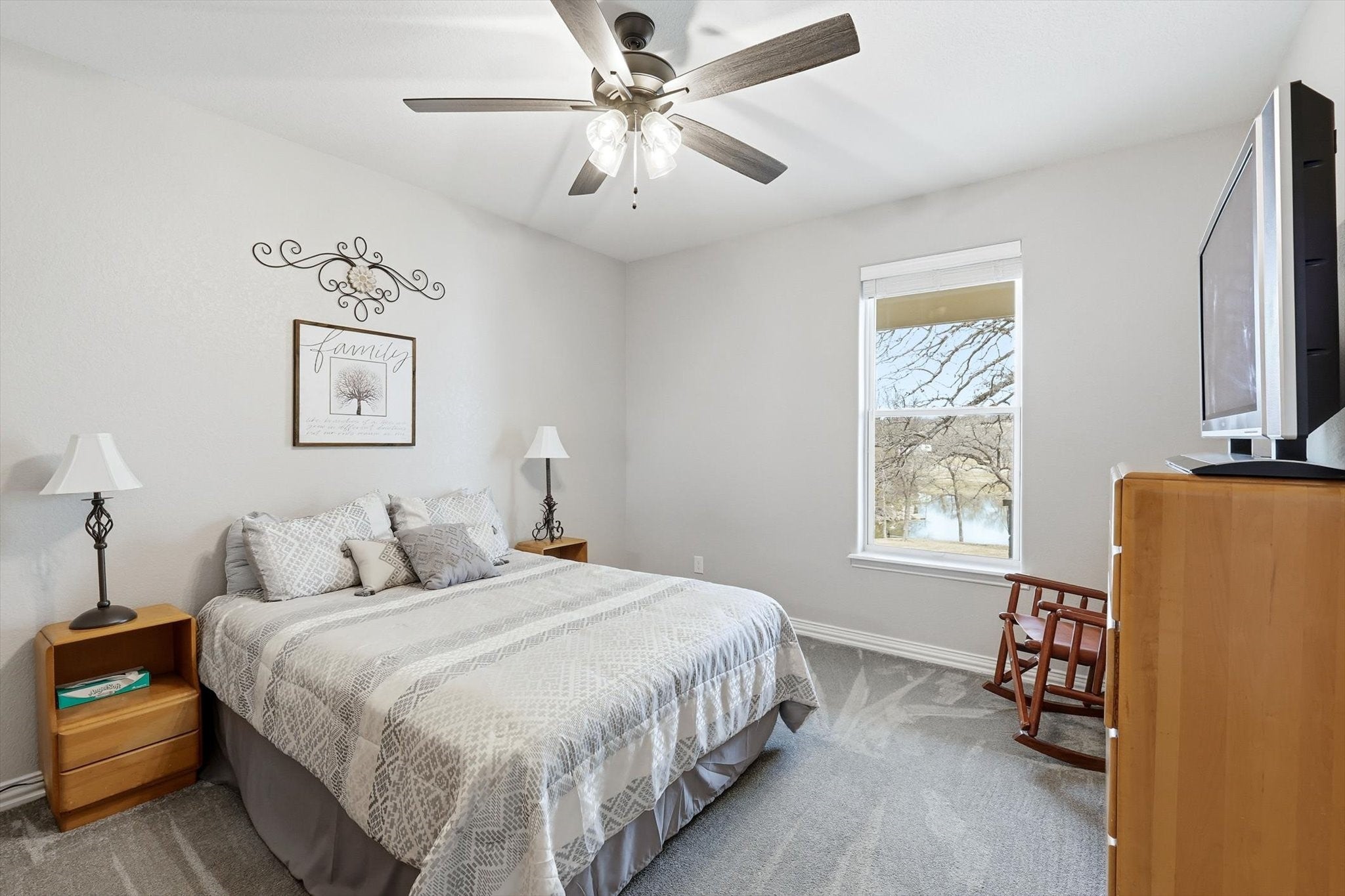 Graham, Texas, 76450, United States, 4 Bedrooms Bedrooms, ,4 BathroomsBathrooms,Residential,Active,2017097