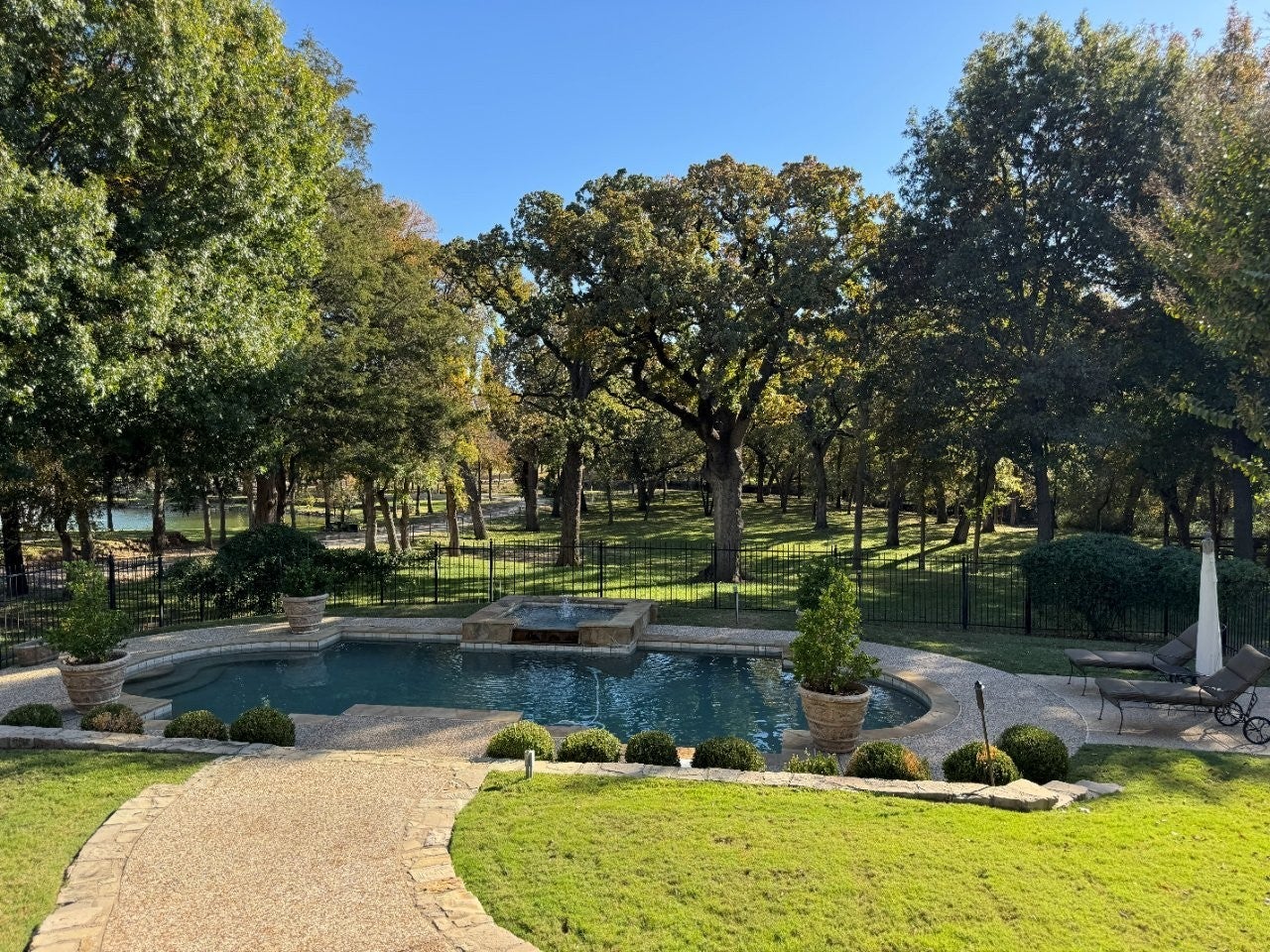 Argyle, Texas, 76226, United States, 4 Bedrooms Bedrooms, ,4 BathroomsBathrooms,Residential,Pending,1997640