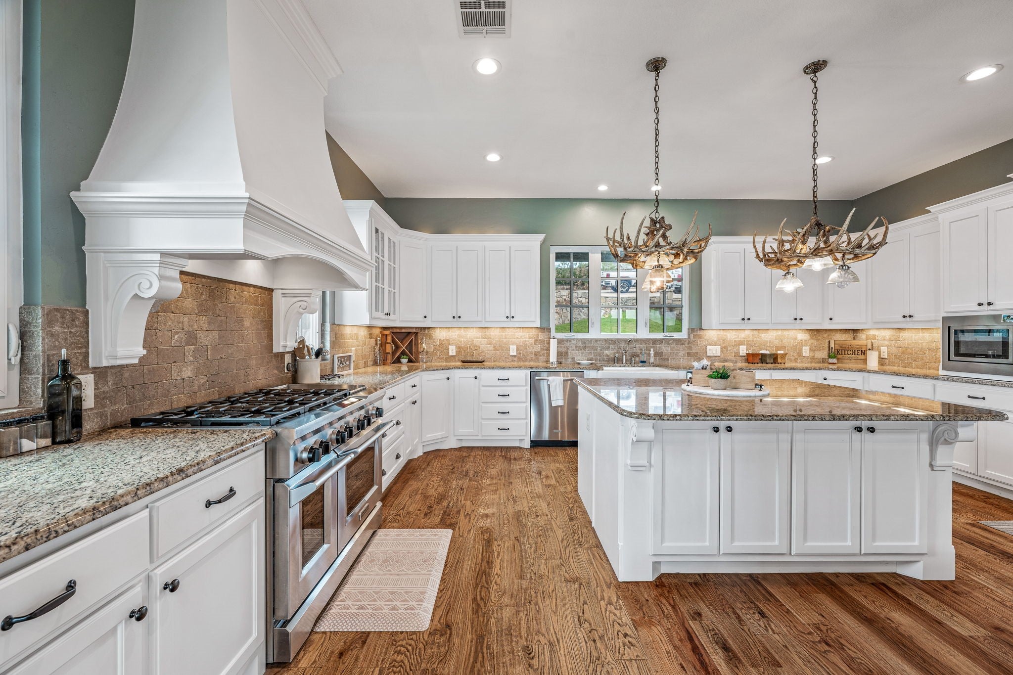 Graford, Texas, 76449, United States, ,6 BathroomsBathrooms,Residential,Active,1852724