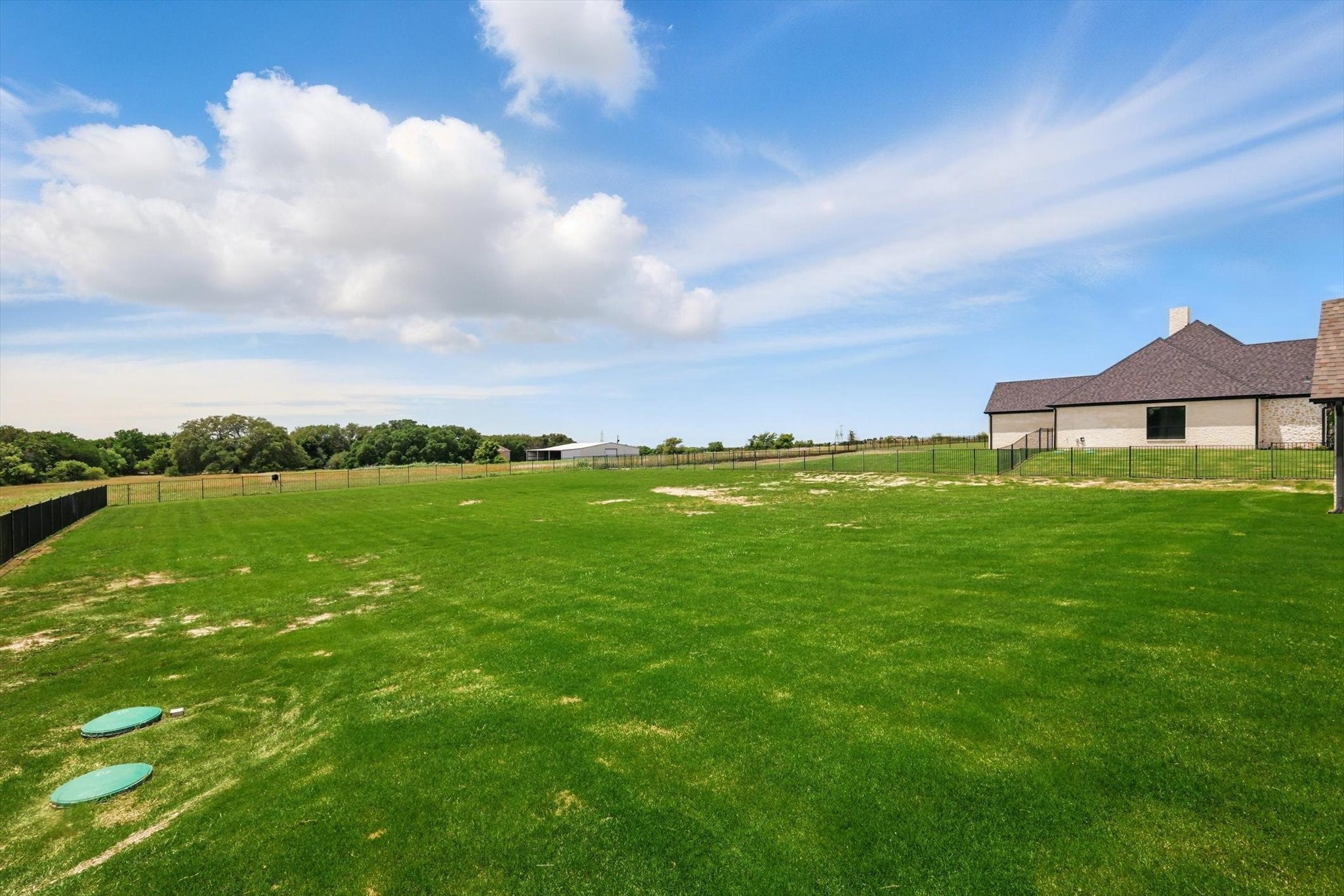 Fort Worth, Texas, 76126, United States, 4 Bedrooms Bedrooms, ,6 BathroomsBathrooms,Residential,Active,1828687