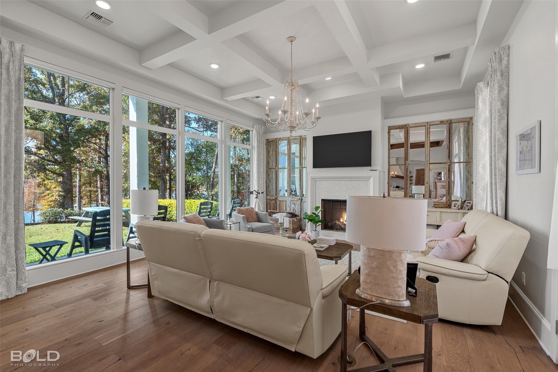 Many, Louisiana, 71449, United States, 3 Bedrooms Bedrooms, ,4 BathroomsBathrooms,Residential,Active,1993970